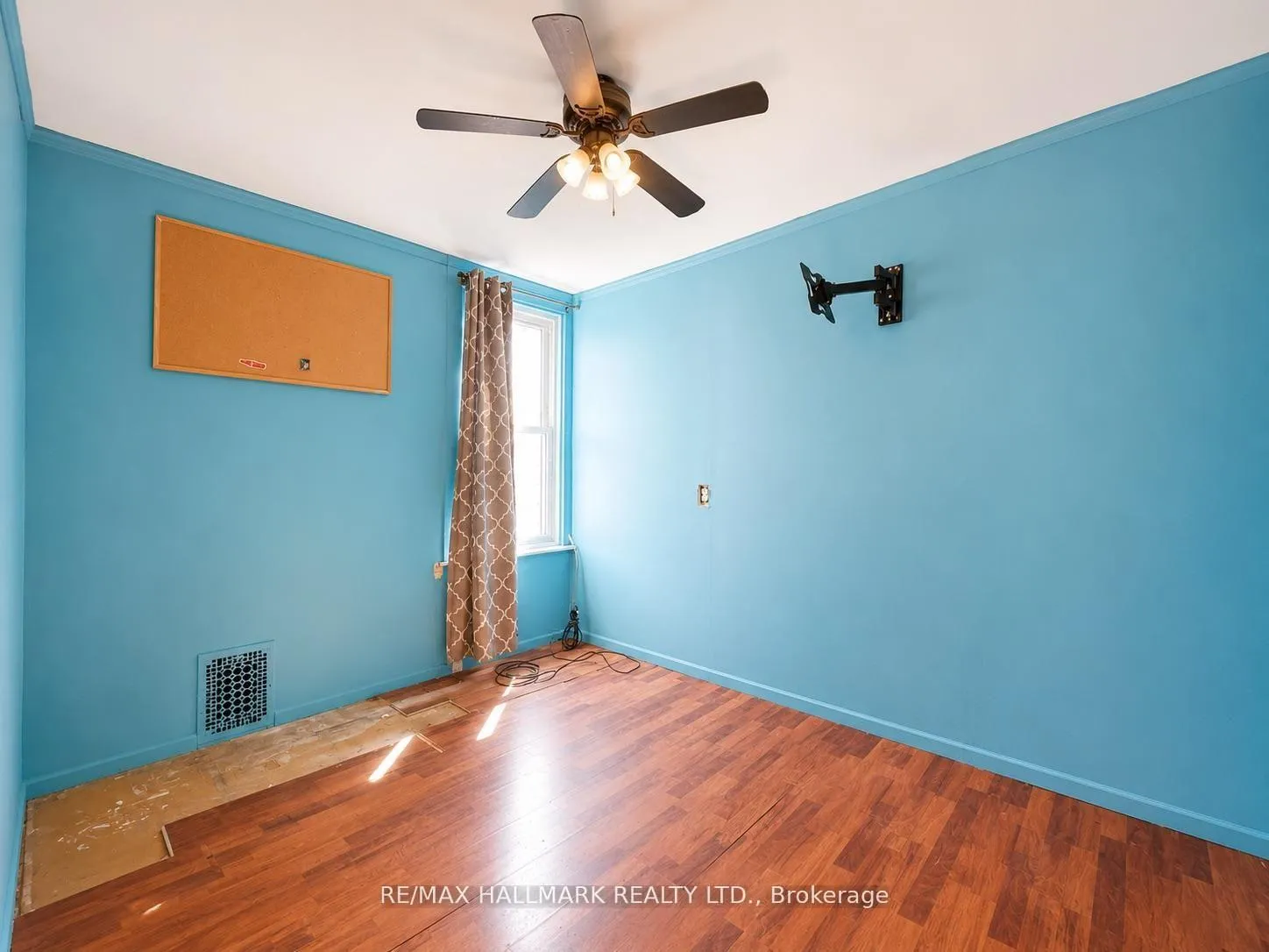 Photo 12 of 71 Boulton Avenue, Toronto, South Riverdale — HOMEH