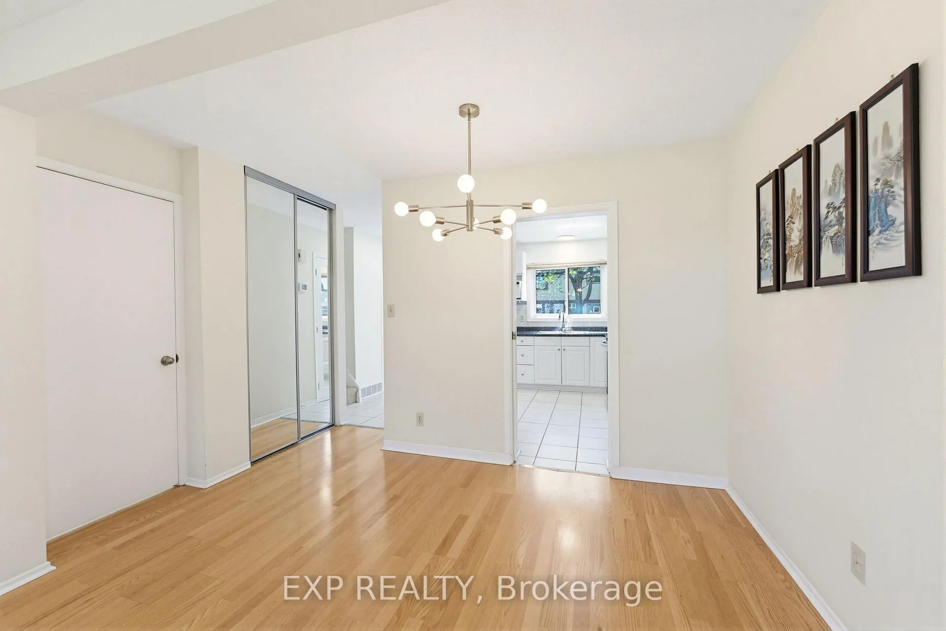 Photo 13 of Unit A, 10 Fieldgate Drive, Ottawa, Barrhaven - Knollsbrook — HOMEH