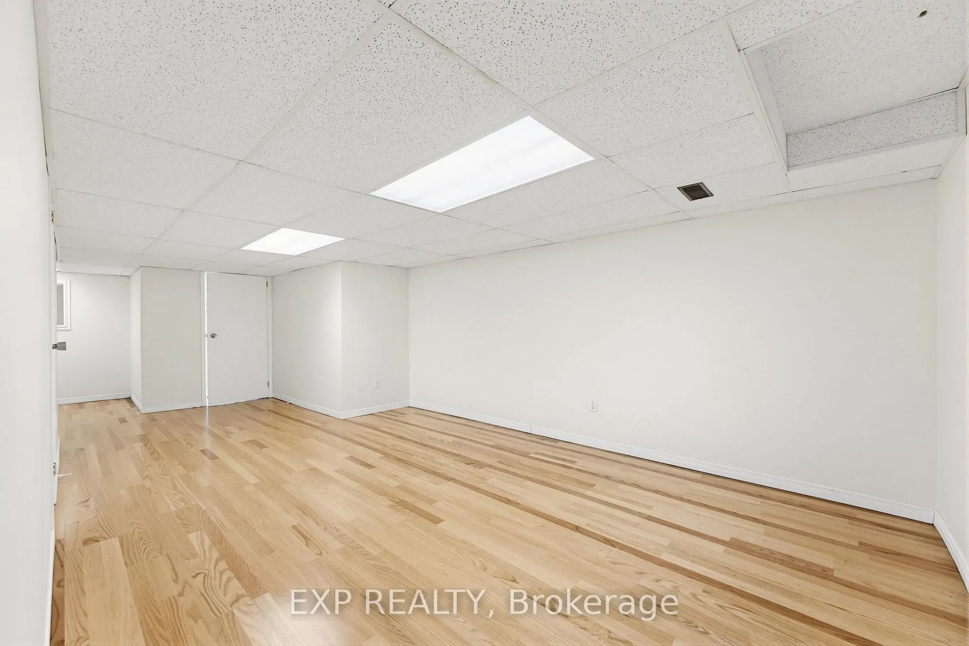 Photo 26 of Unit A, 10 Fieldgate Drive, Ottawa, Barrhaven - Knollsbrook — HOMEH