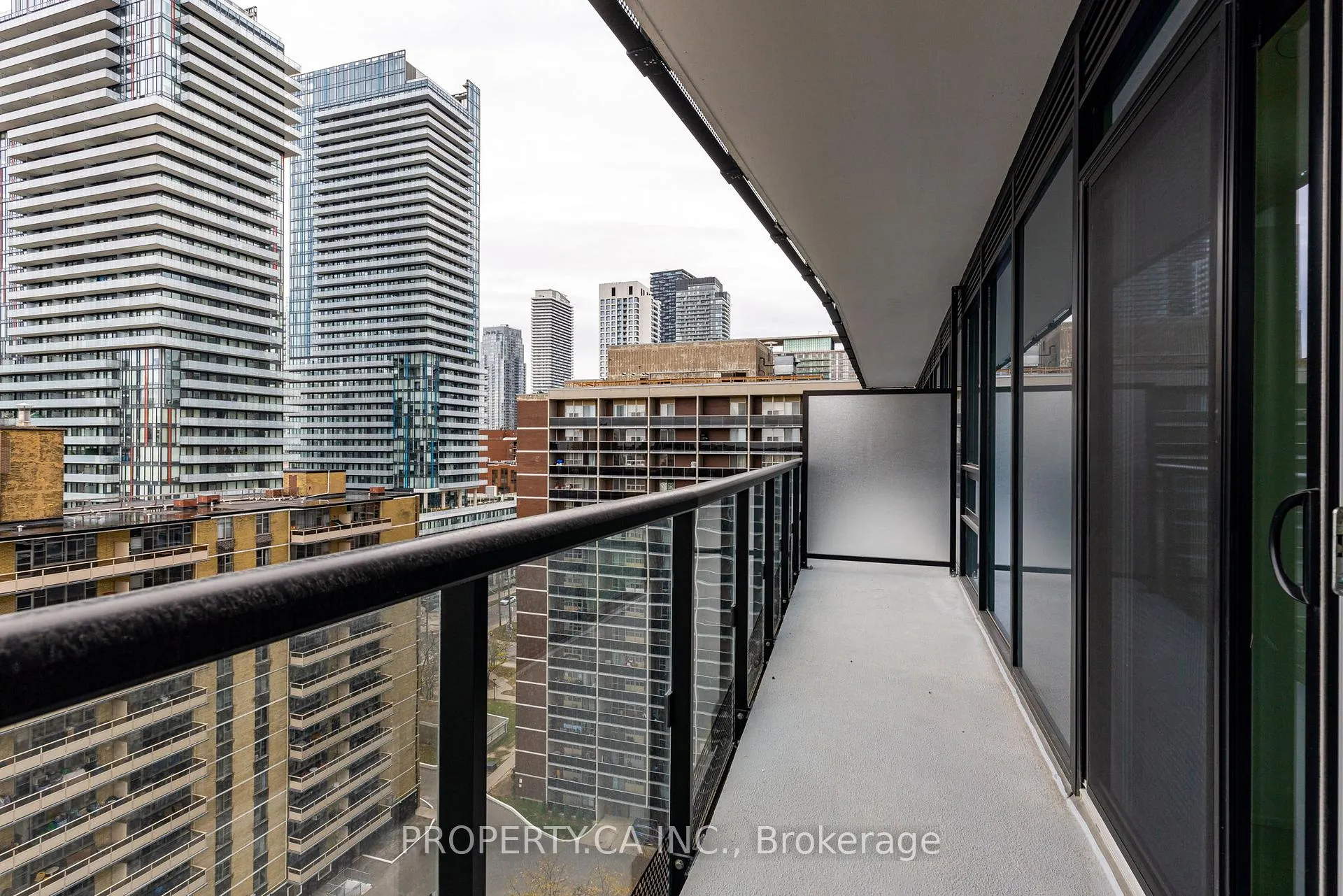 Photo 19 of Unit 1401, 127 Broadway Avenue, Toronto, Mount Pleasant West — HOMEH