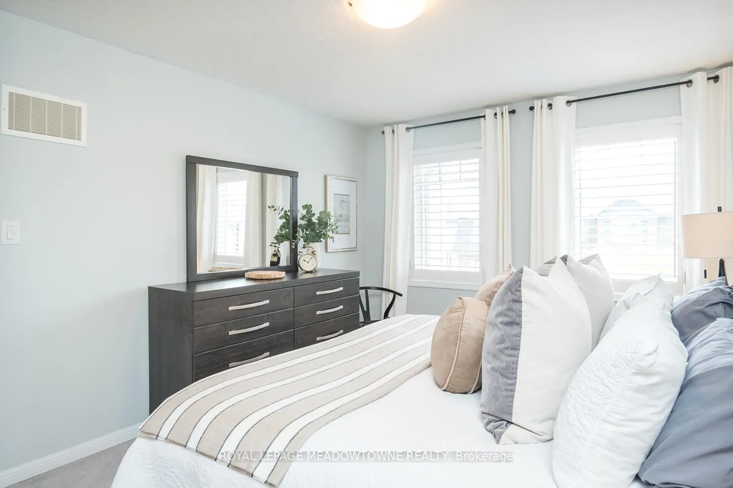 Photo 24 of 565 Pharo Point, Milton, Willmott — HOMEH