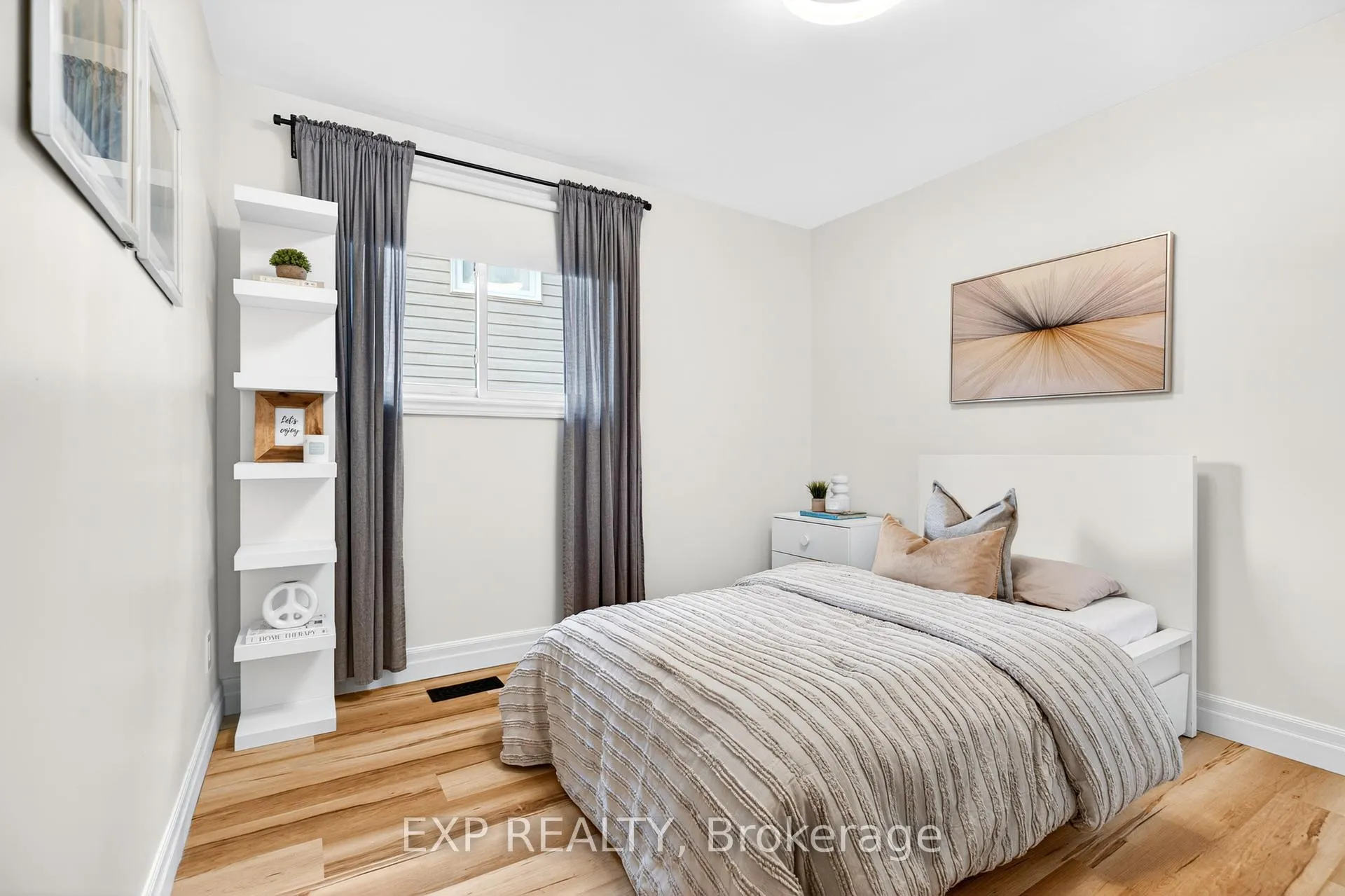 Photo 37 of 15 Rexway Drive, Halton Hills, Georgetown — HOMEH