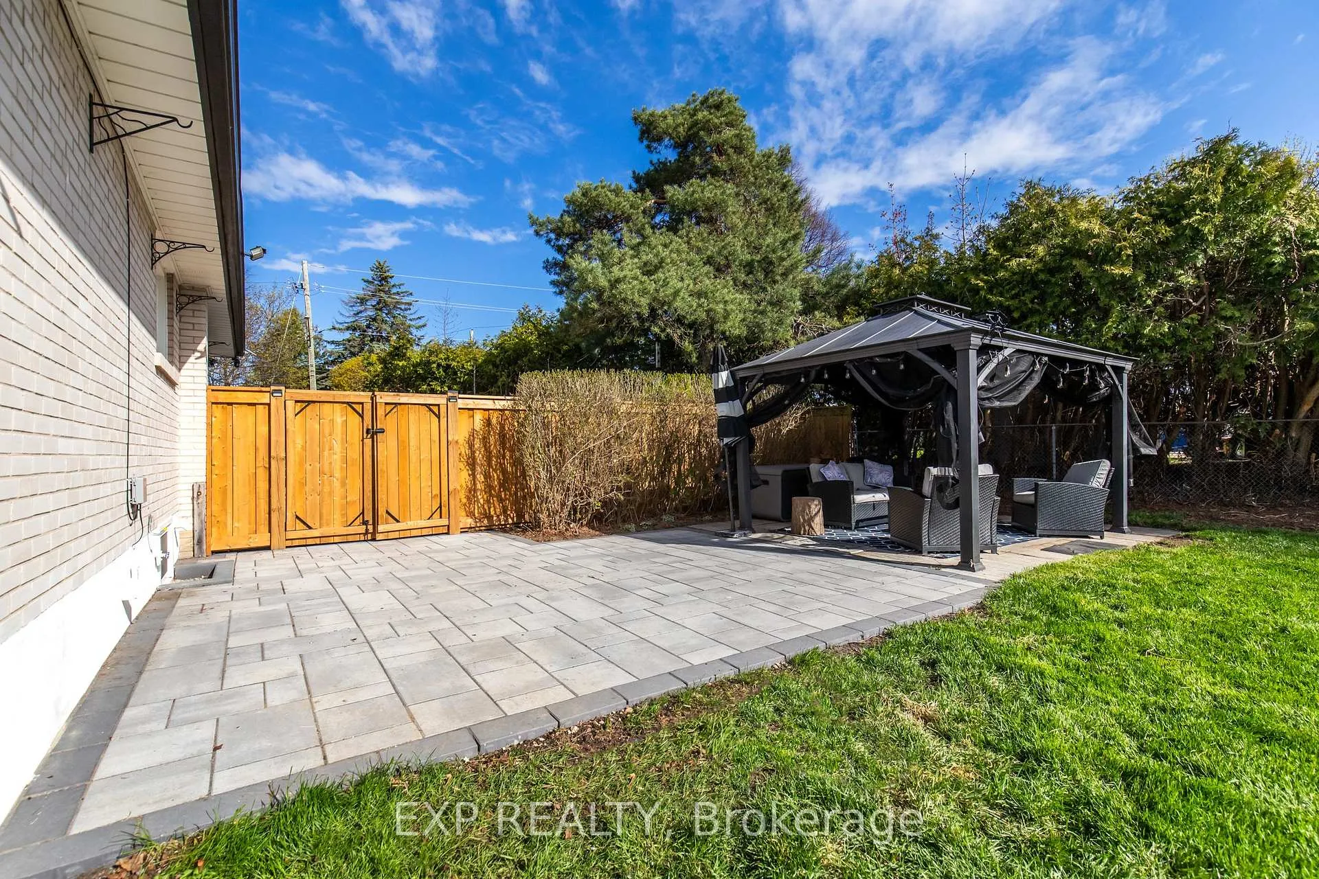 Photo 68 of 15 Rexway Drive, Halton Hills, Georgetown — HOMEH