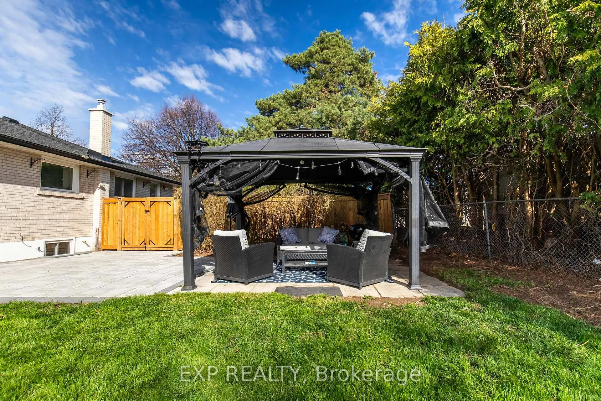 Photo 70 of 15 Rexway Drive, Halton Hills, Georgetown — HOMEH