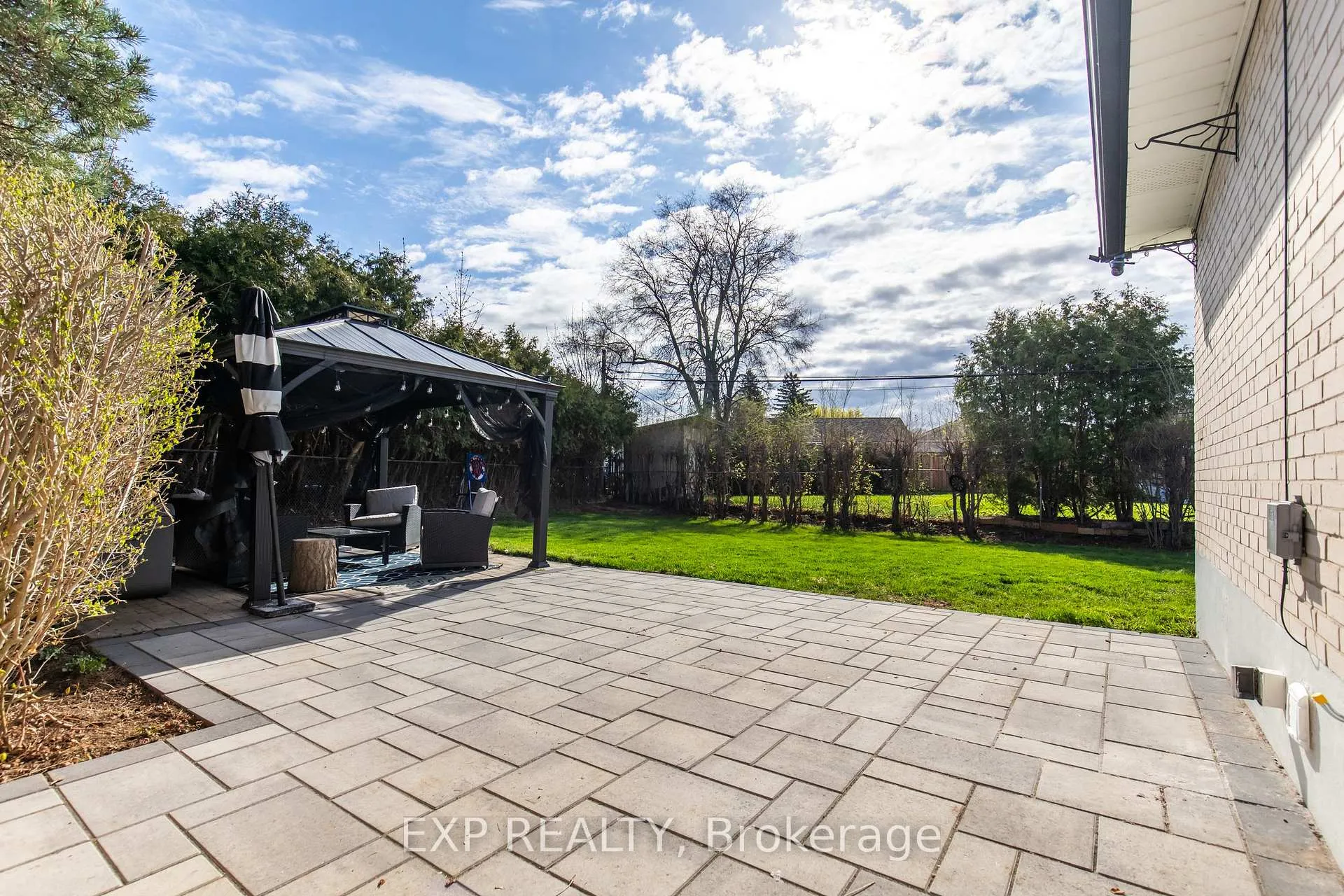 Photo 73 of 15 Rexway Drive, Halton Hills, Georgetown — HOMEH