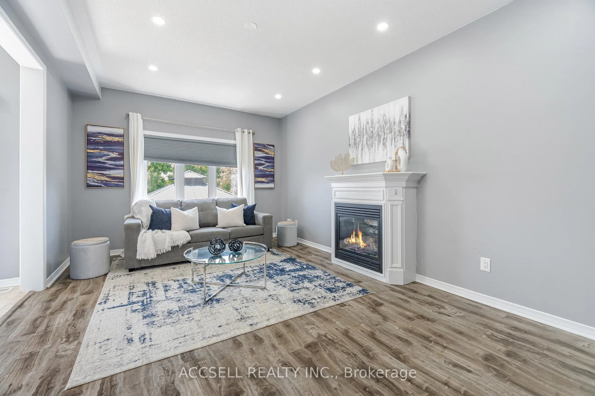 Photo 14 of 79 Lobb Court, Clarington, Bowmanville — HOMEH