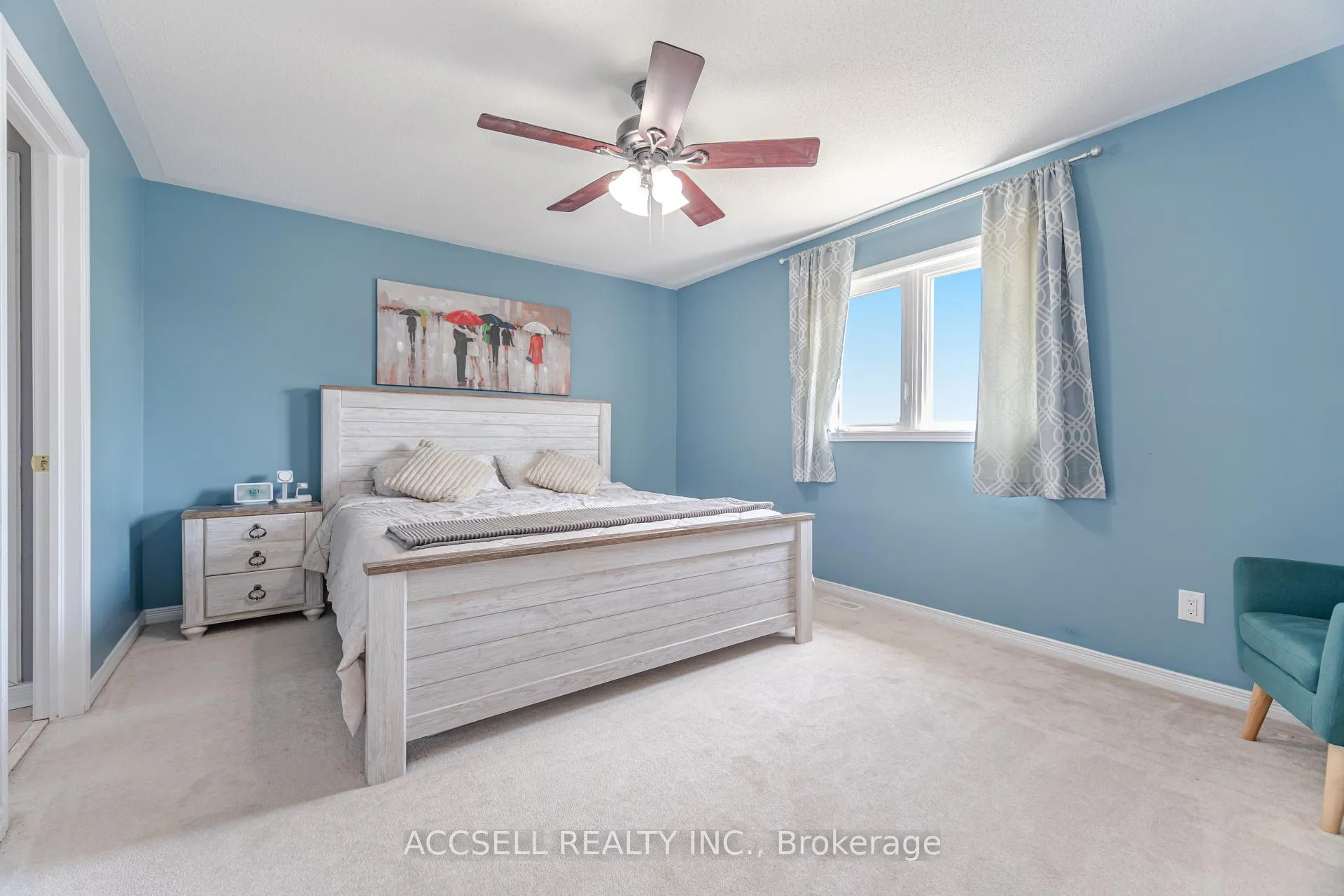 Photo 41 of 79 Lobb Court, Clarington, Bowmanville — HOMEH
