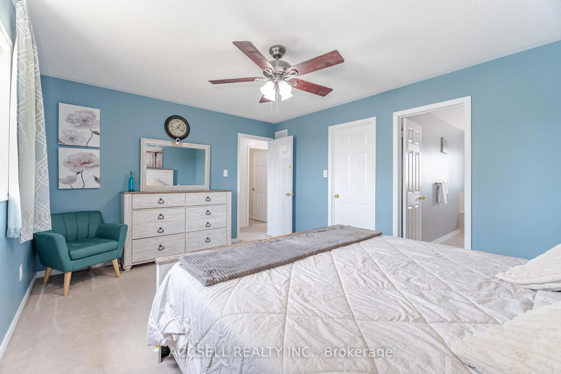 Photo 43 of 79 Lobb Court, Clarington, Bowmanville — HOMEH