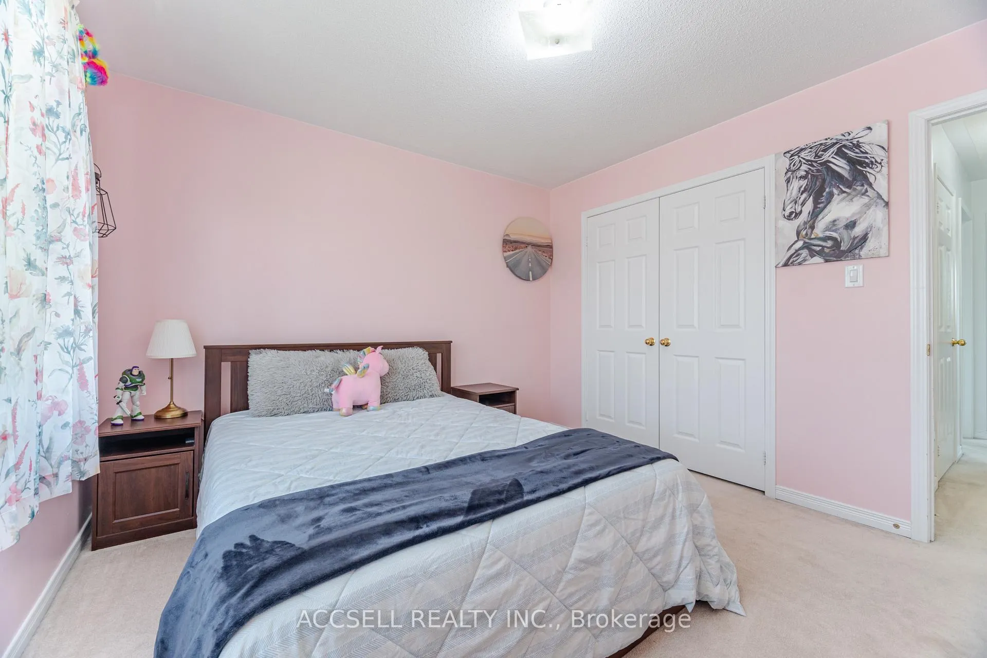 Photo 57 of 79 Lobb Court, Clarington, Bowmanville — HOMEH