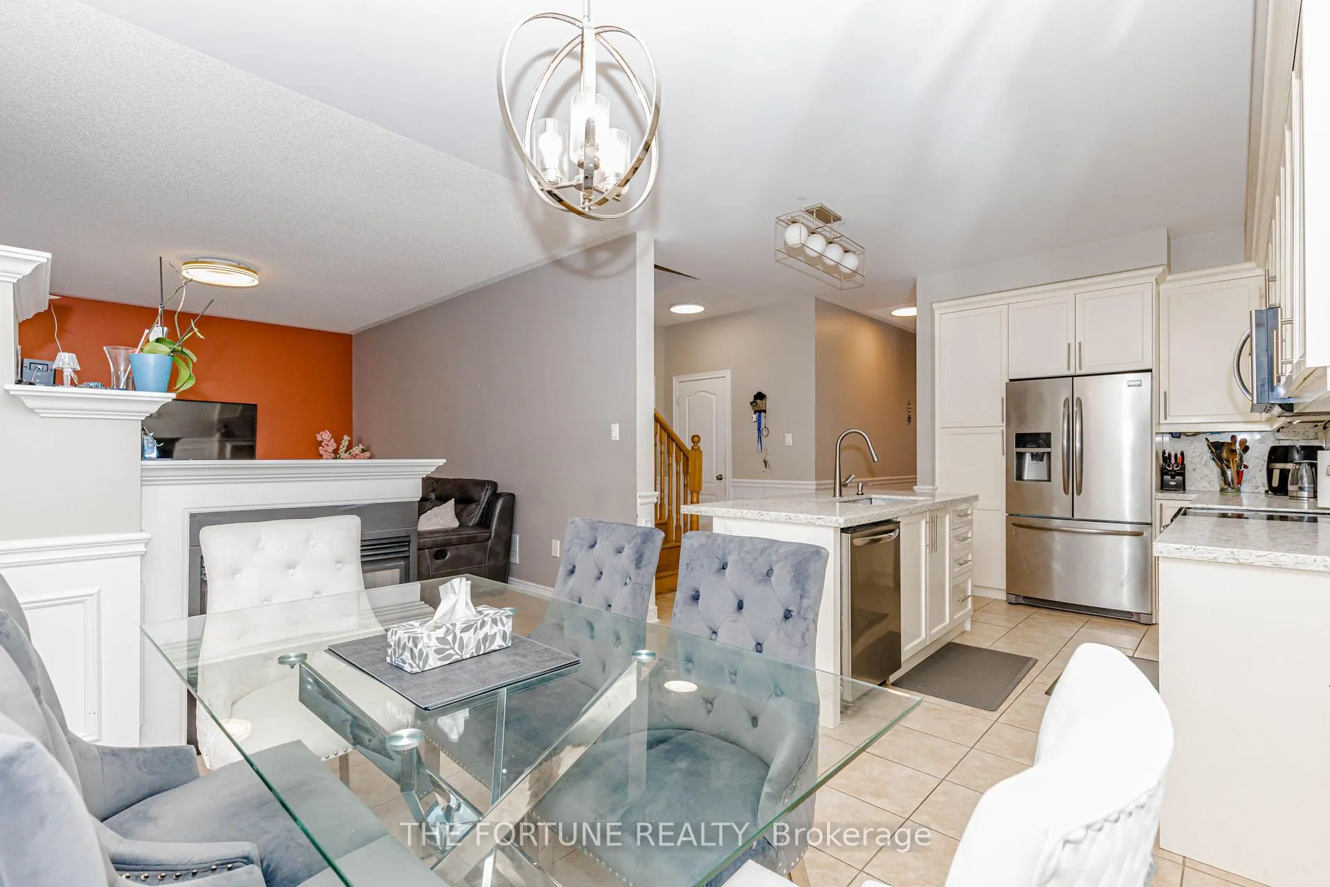 Photo 19 of 30 Cedarsprings Way, Brampton, Sandringham-Wellington — HOMEH