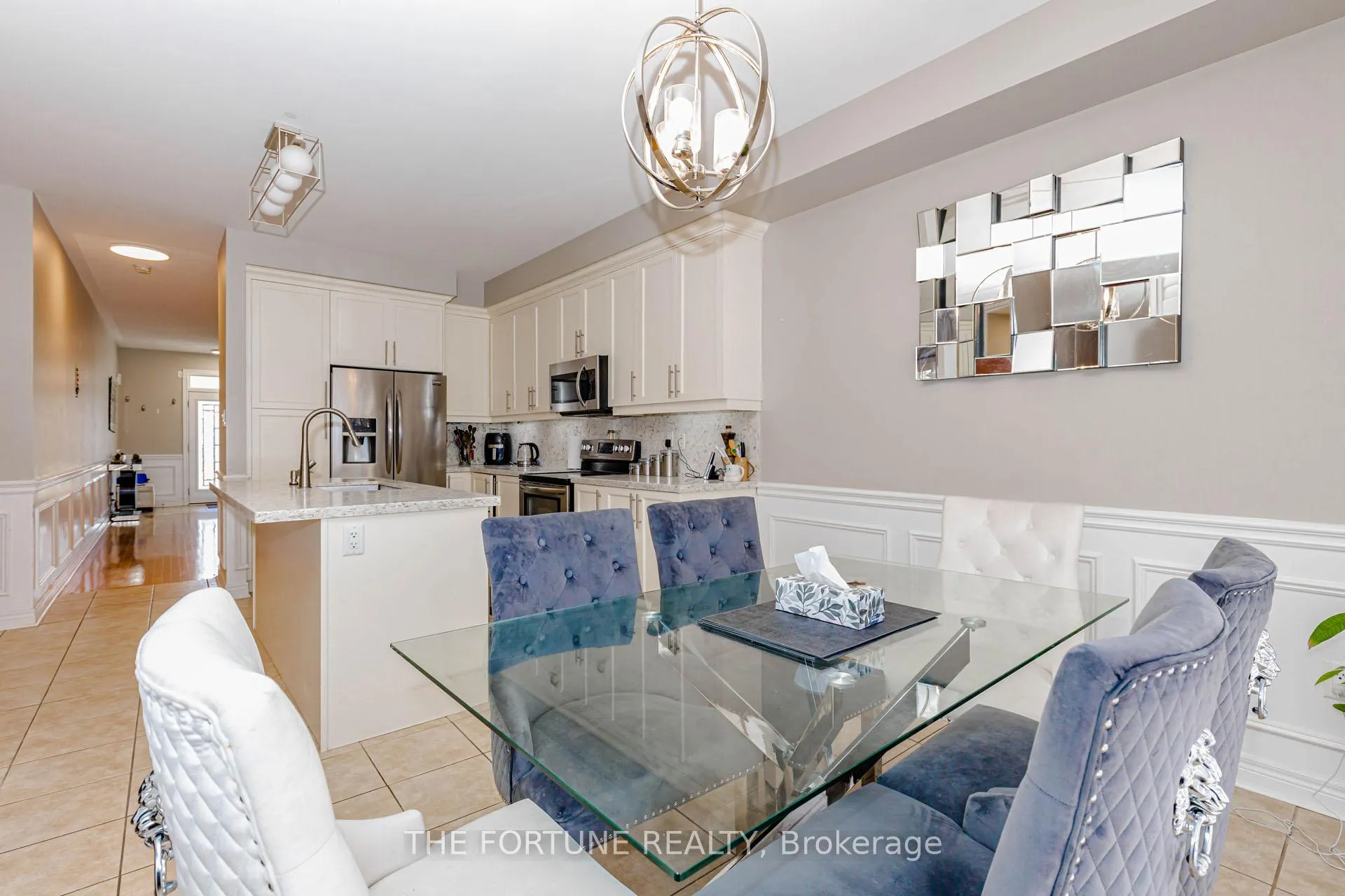 Photo 21 of 30 Cedarsprings Way, Brampton, Sandringham-Wellington — HOMEH