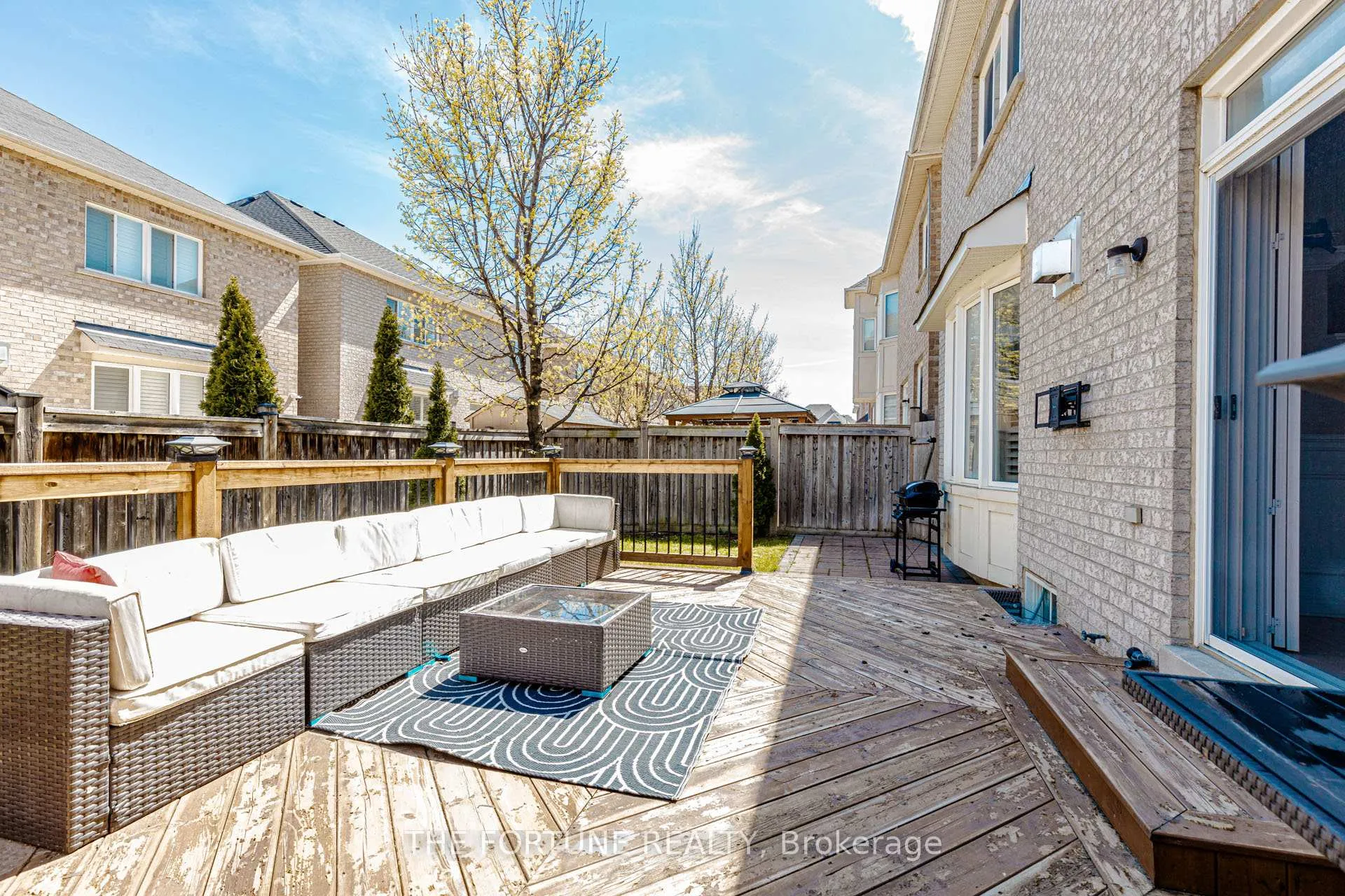Photo 63 of 30 Cedarsprings Way, Brampton, Sandringham-Wellington — HOMEH