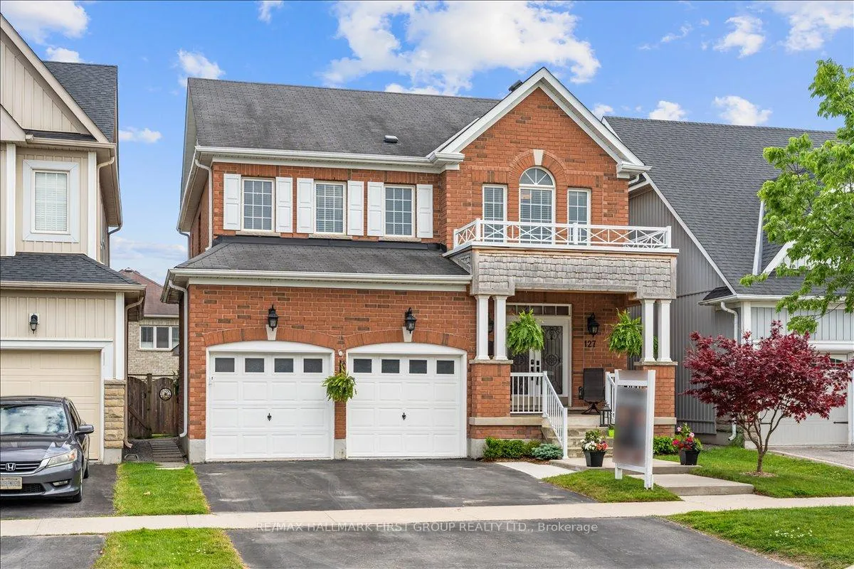 Photo 4 of 127 Grady Drive, Clarington, Newcastle — HOMEH
