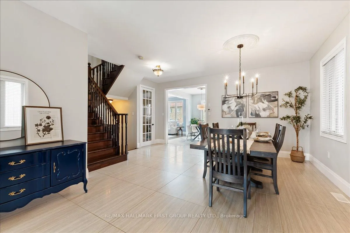 Photo 12 of 127 Grady Drive, Clarington, Newcastle — HOMEH