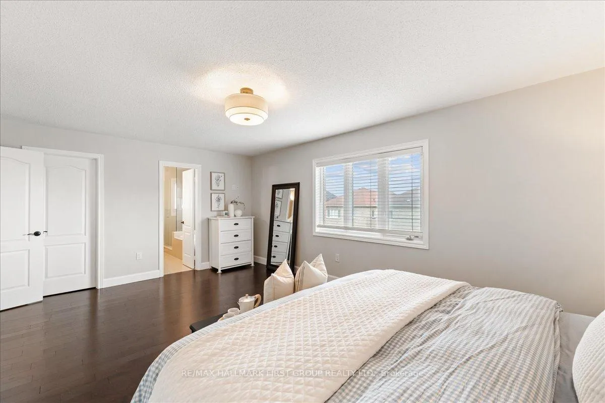 Photo 50 of 127 Grady Drive, Clarington, Newcastle — HOMEH