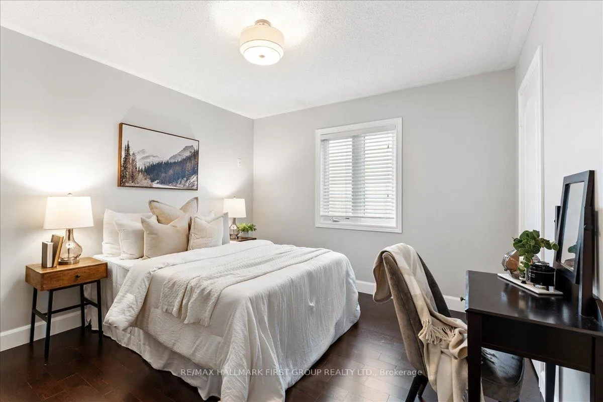 Photo 55 of 127 Grady Drive, Clarington, Newcastle — HOMEH
