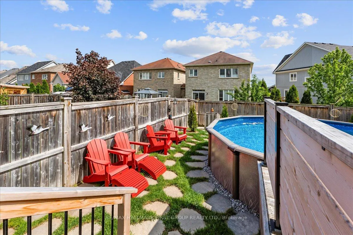 Photo 97 of 127 Grady Drive, Clarington, Newcastle — HOMEH