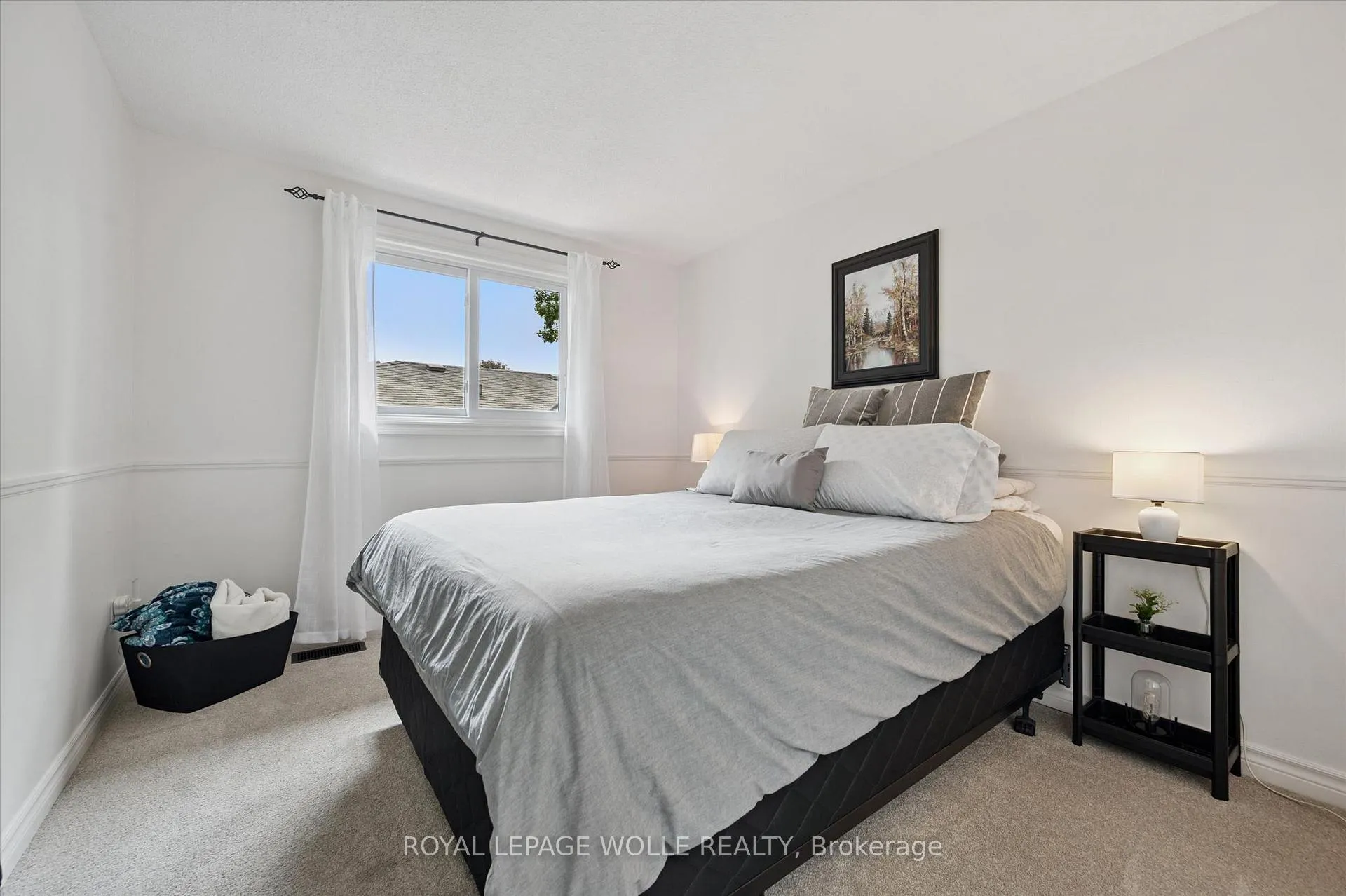 Photo 31 of 74 Calmcrest Drive, Kitchener — HOMEH