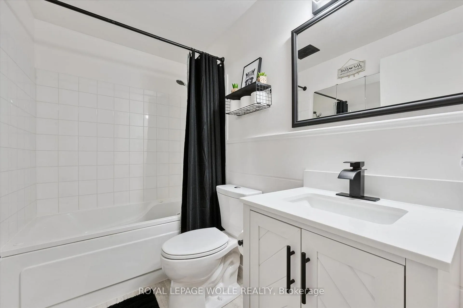 Photo 43 of 74 Calmcrest Drive, Kitchener — HOMEH