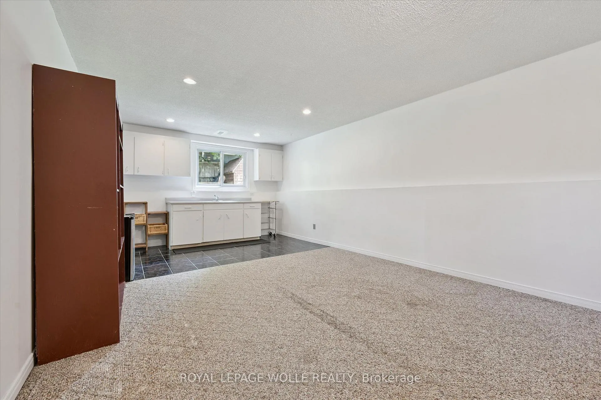 Photo 56 of 74 Calmcrest Drive, Kitchener — HOMEH