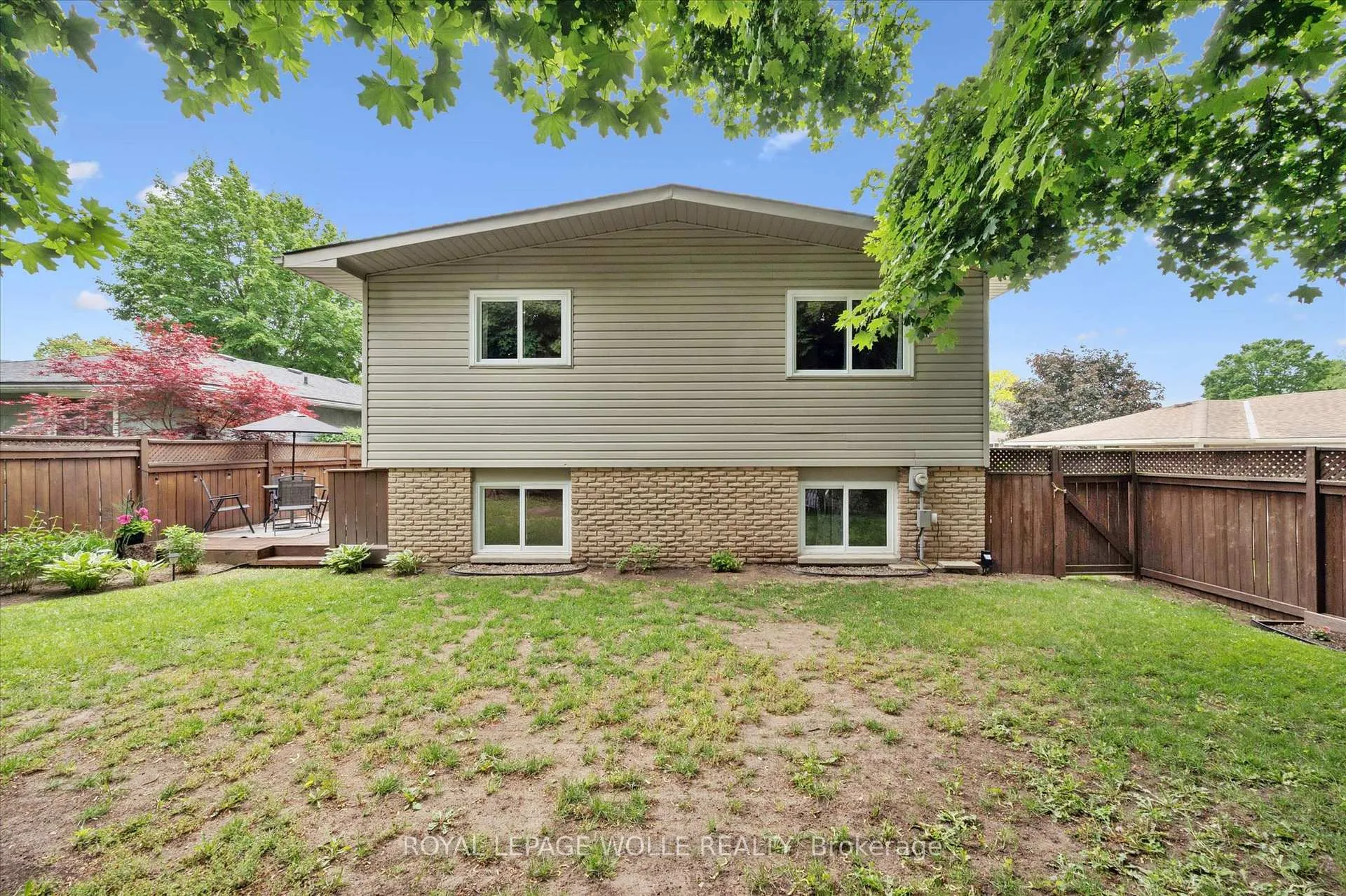 Photo 77 of 74 Calmcrest Drive, Kitchener — HOMEH