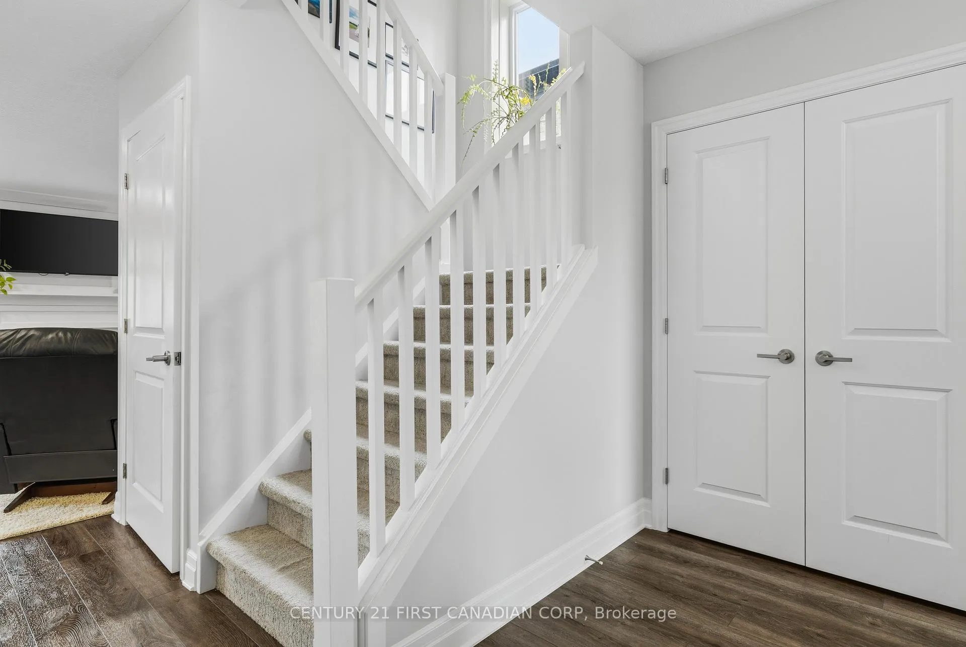 Photo 34 of 148 Gilmour Drive, Lucan Biddulph, Lucan — HOMEH