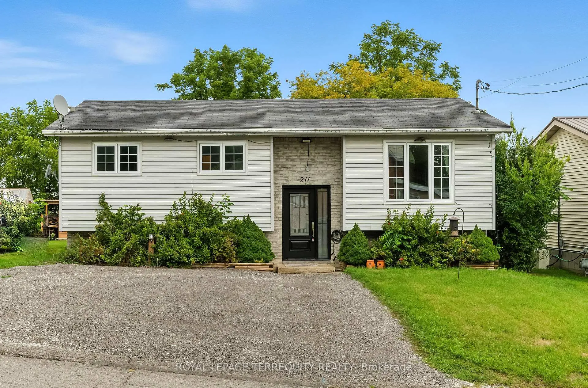 Photo 1 of 211 William Street, Stirling-Rawdon, Stirling Ward — HOMEH