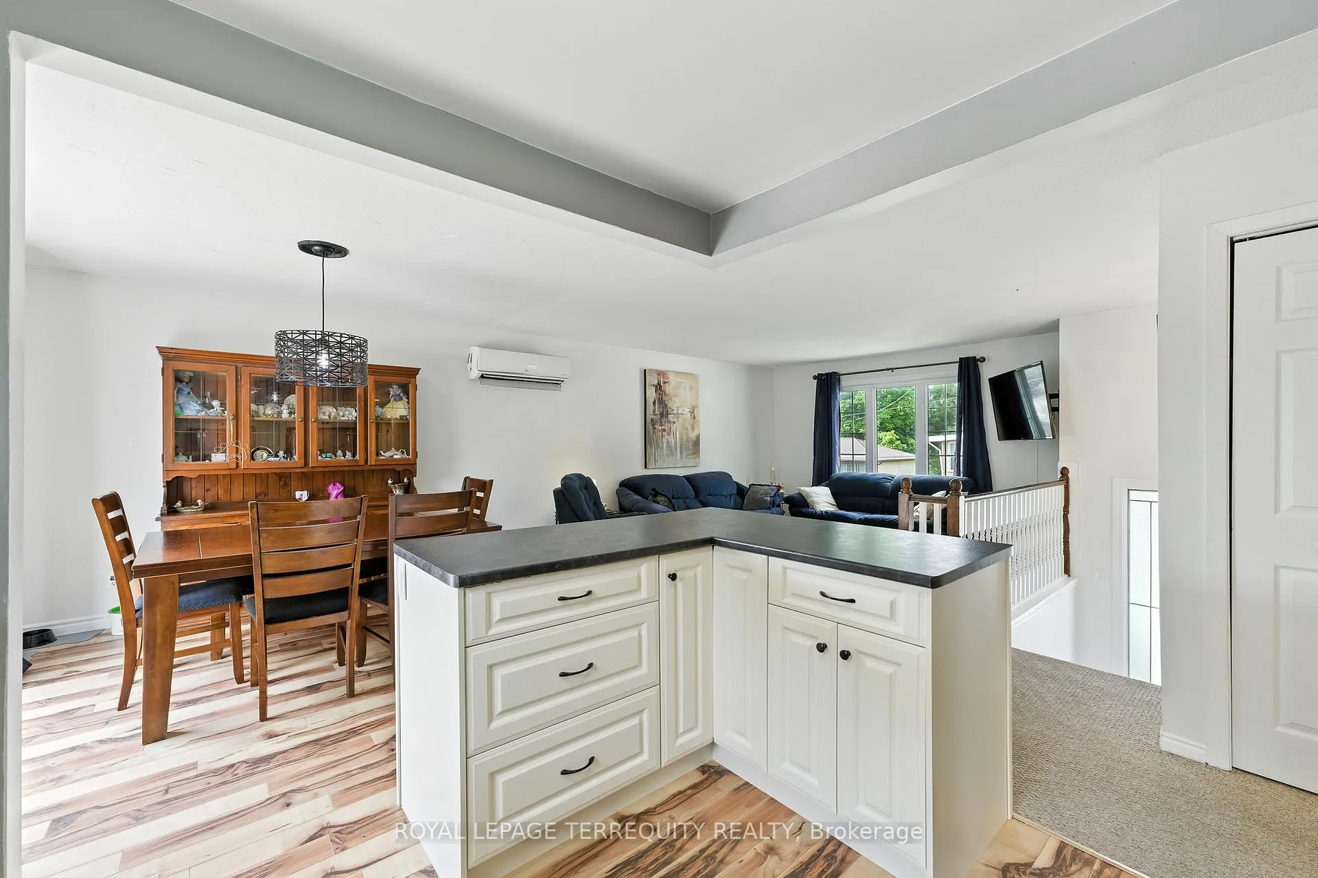 Photo 16 of 211 William Street, Stirling-Rawdon, Stirling Ward — HOMEH