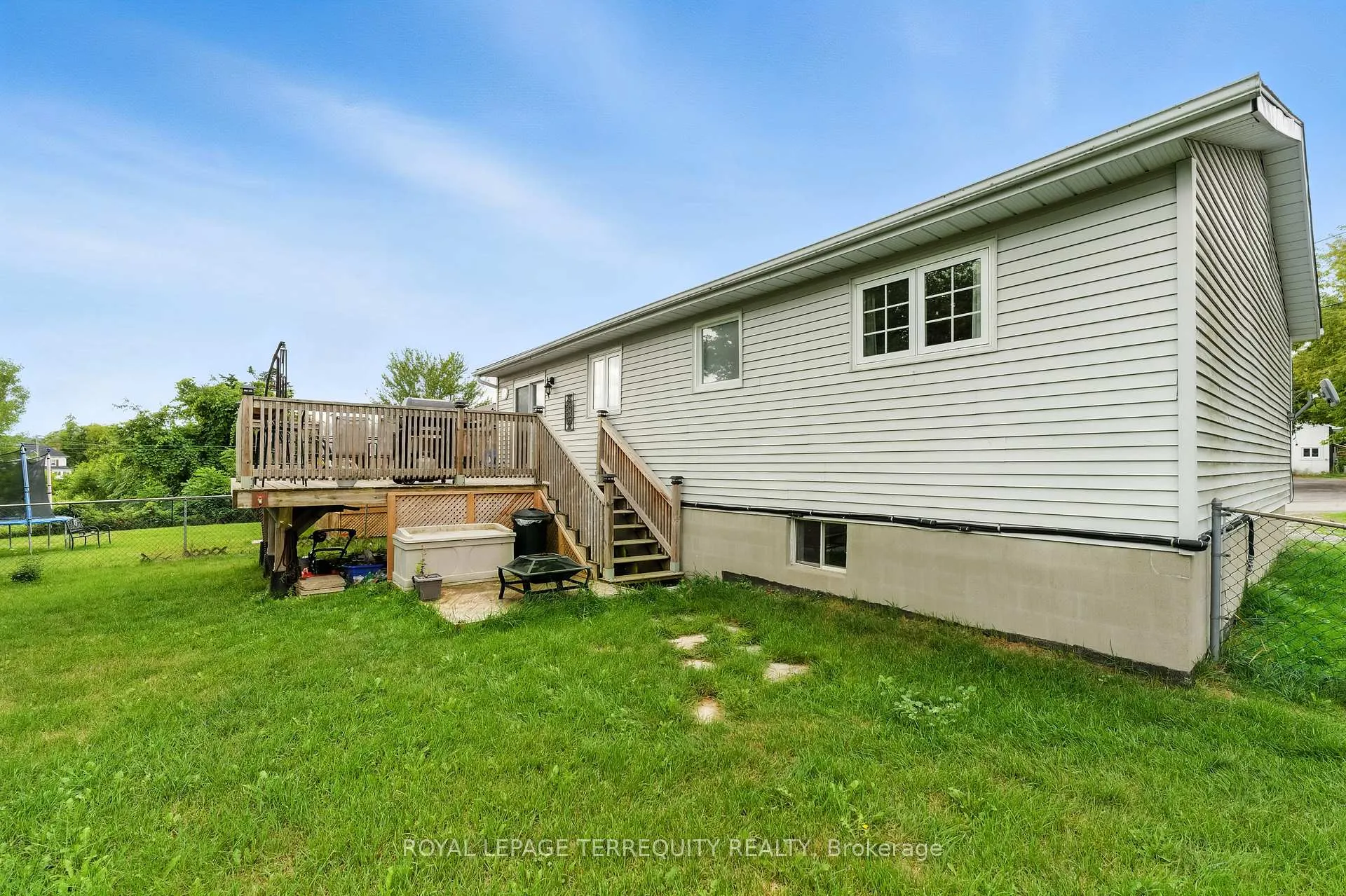 Photo 41 of 211 William Street, Stirling-Rawdon, Stirling Ward — HOMEH