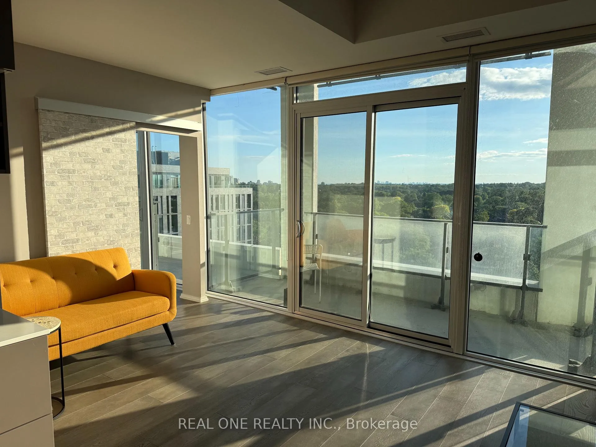Photo 7 of Unit 1619, 5 Soudan Avenue, Toronto, Mount Pleasant West — HOMEH