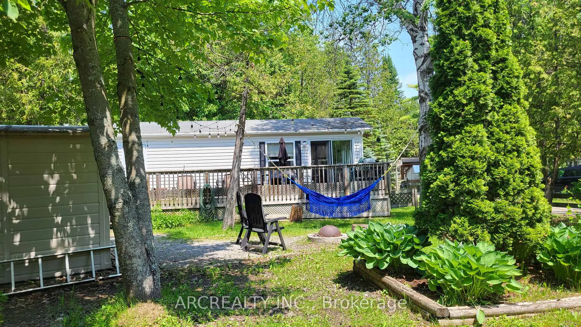 Photo 10 of 10 Chickadee Court, Georgina, Pefferlaw — HOMEH