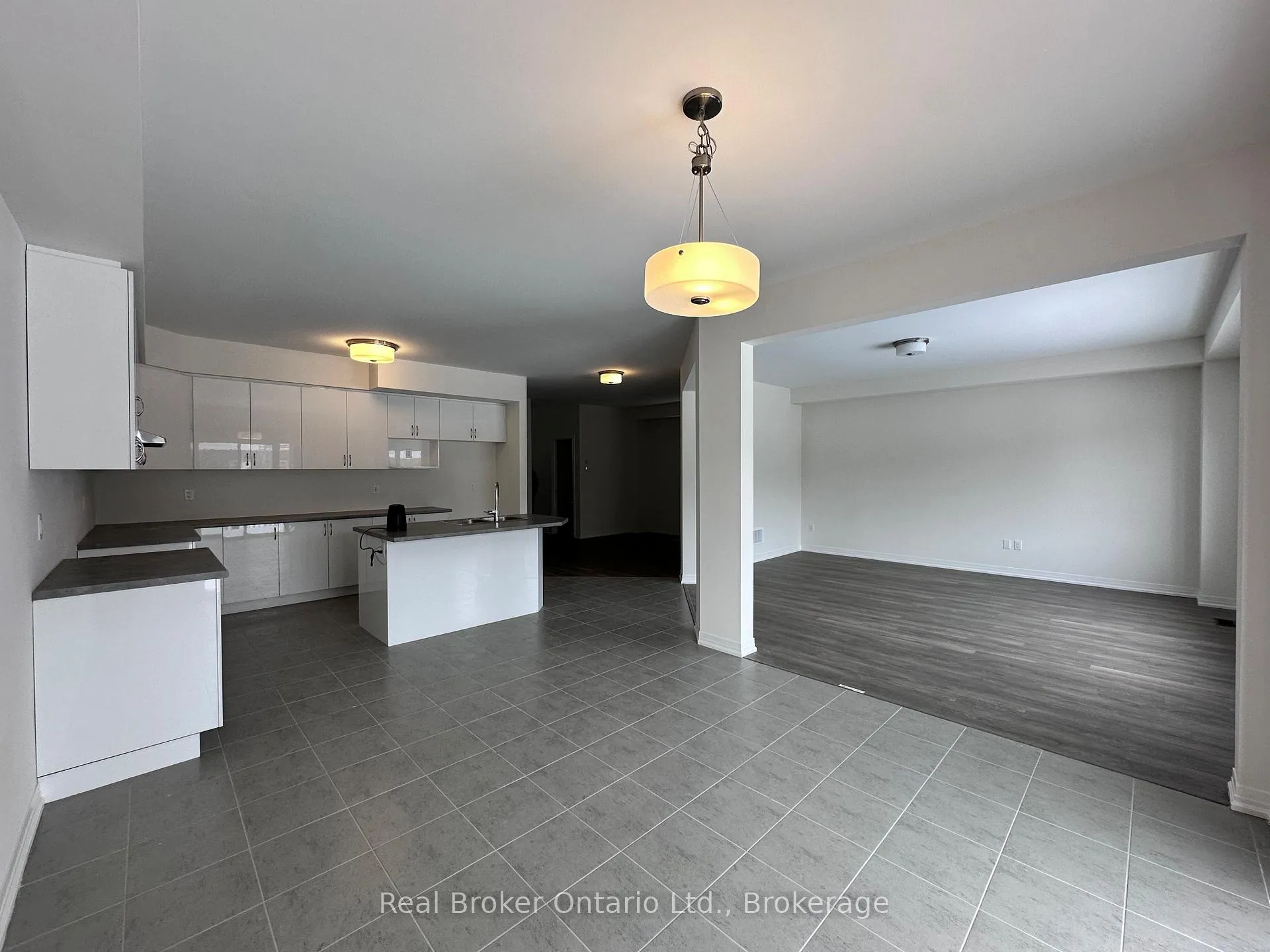 Photo 6 of Unit UPPER, 26 Mckernan Avenue, Brantford, Northwest Industrial — HOMEH