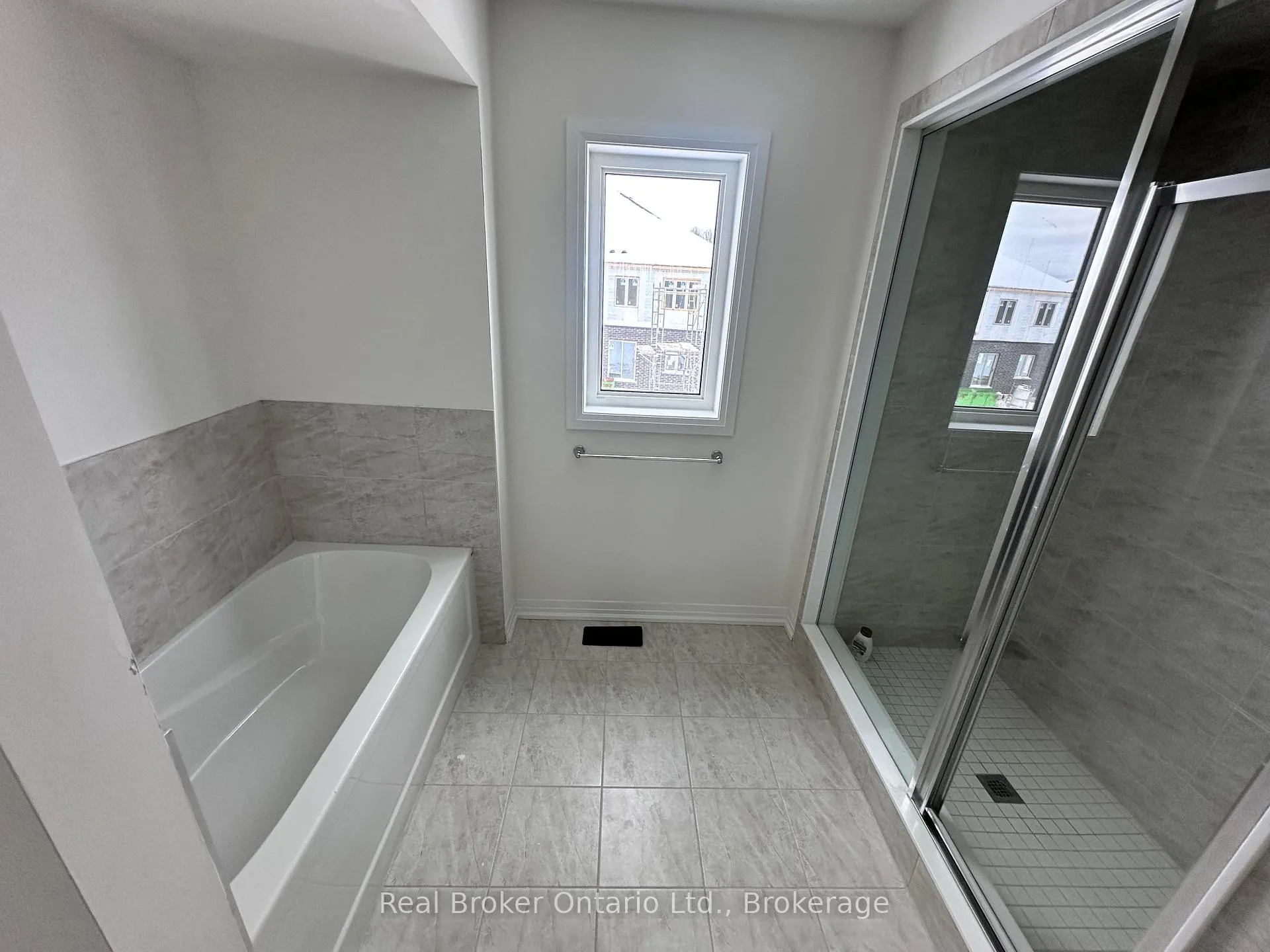 Photo 26 of Unit UPPER, 26 Mckernan Avenue, Brantford, Northwest Industrial — HOMEH