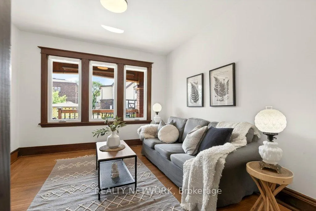 Photo 16 of 151 Connaught Avenue N, Hamilton, Stipley — HOMEH