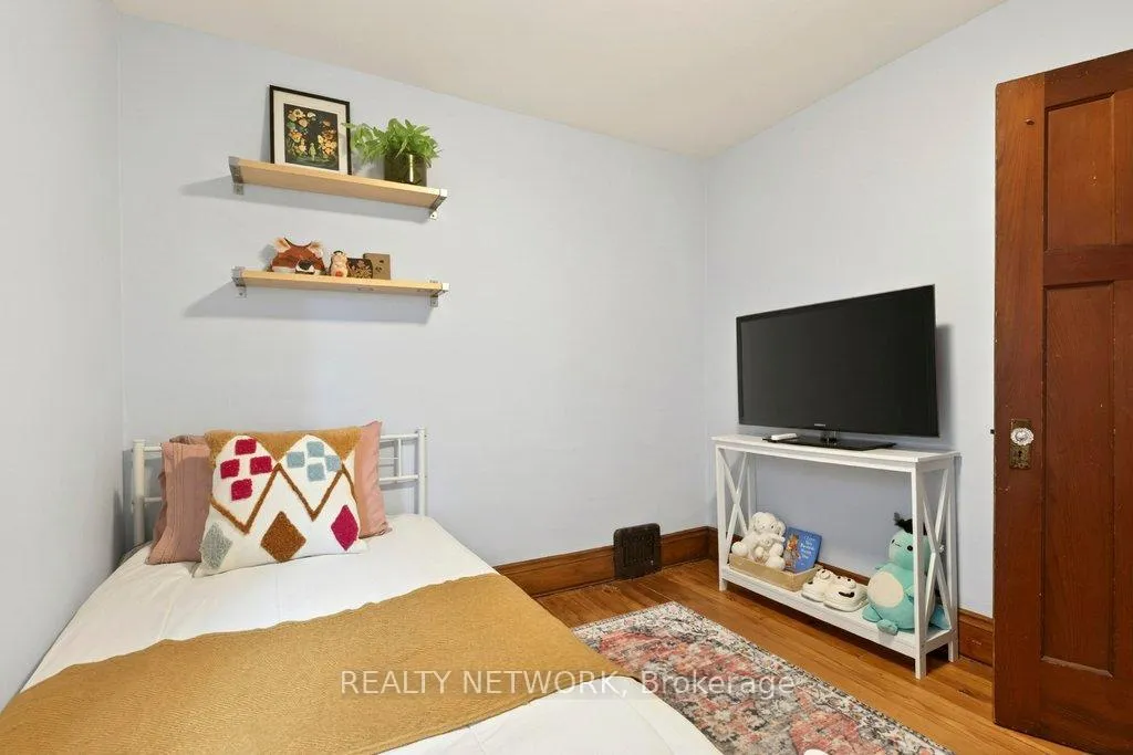 Photo 63 of 151 Connaught Avenue N, Hamilton, Stipley — HOMEH