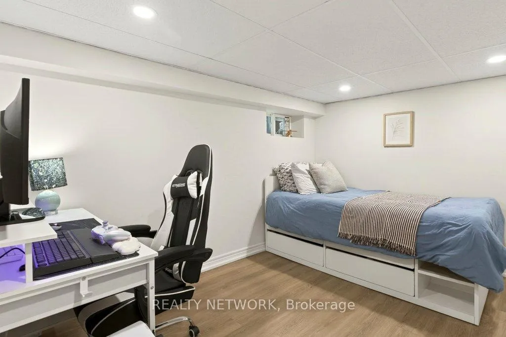 Photo 82 of 151 Connaught Avenue N, Hamilton, Stipley — HOMEH