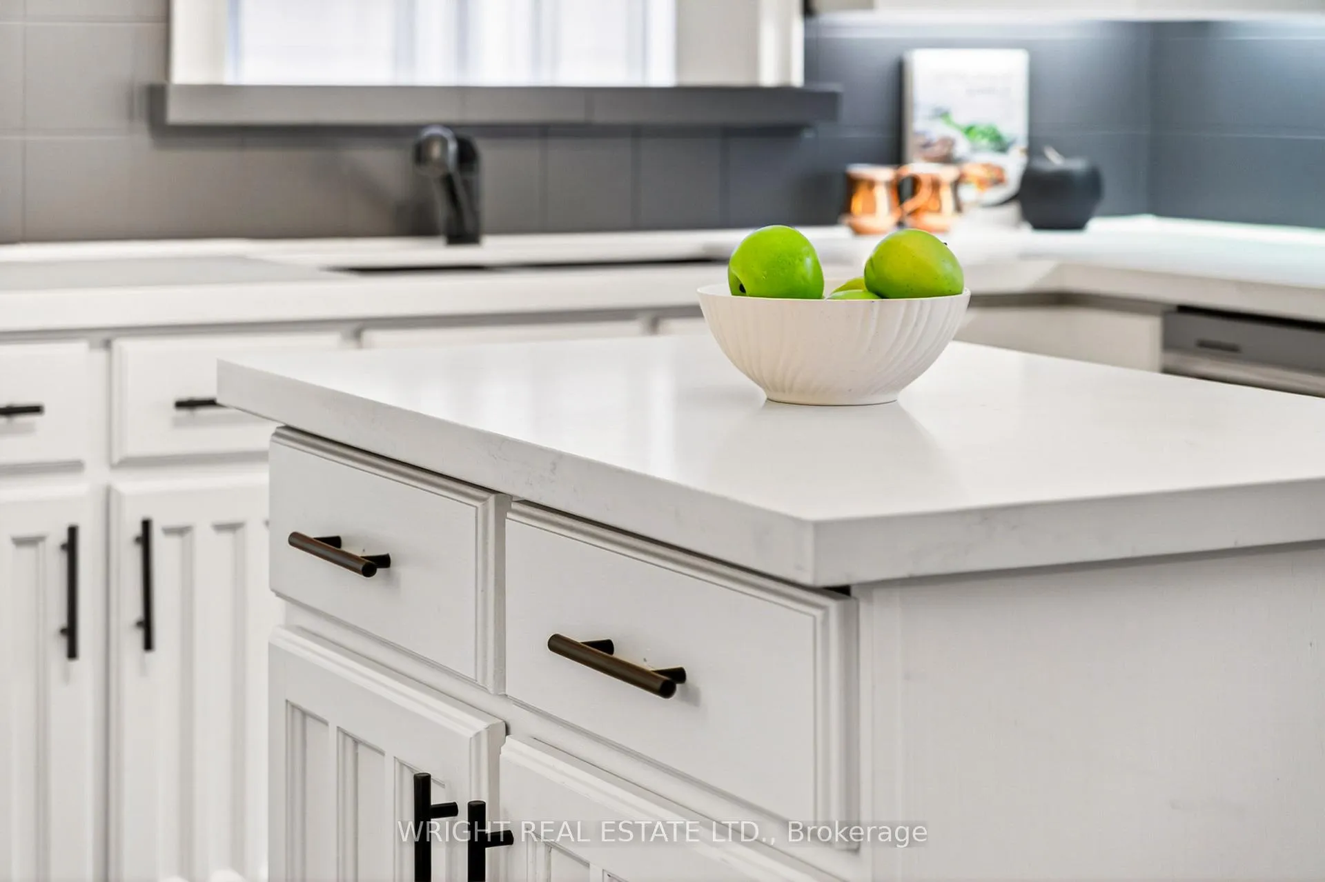 Photo 24 of 44 Wallace Street, Vaughan, West Woodbridge — HOMEH