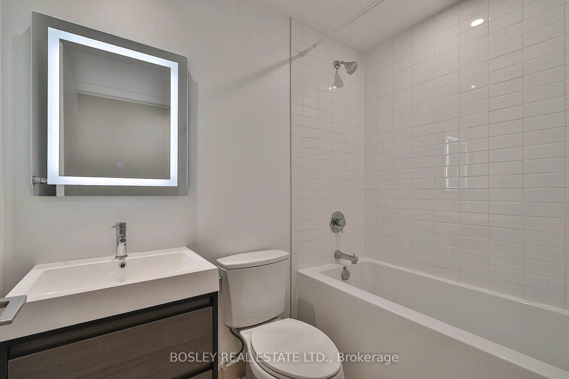 Photo 6 of Unit 212, 150 Logan Avenue, Toronto, South Riverdale — HOMEH