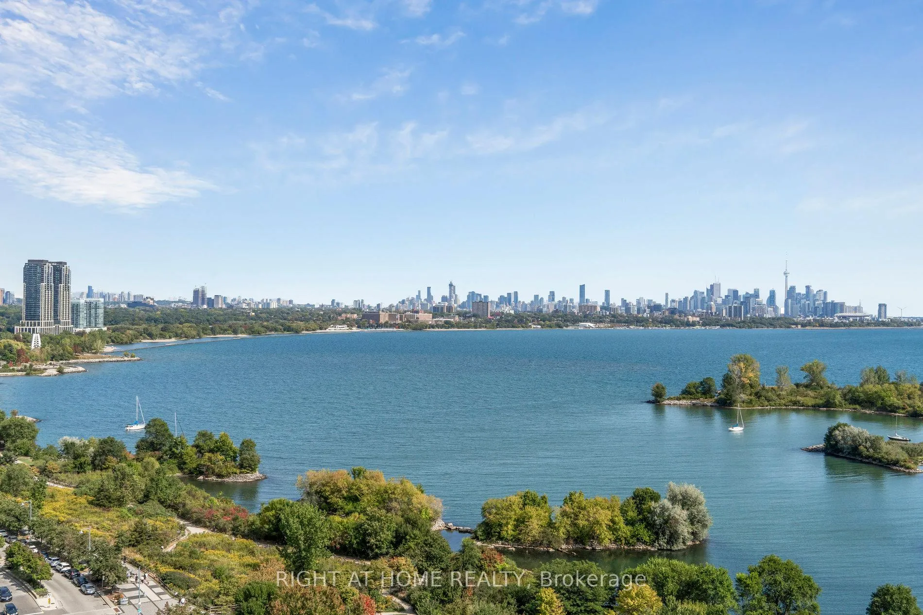 Photo 5 of Unit 1409, 20 Shore Breeze Drive, Etobicoke, Mimico — HOMEH
