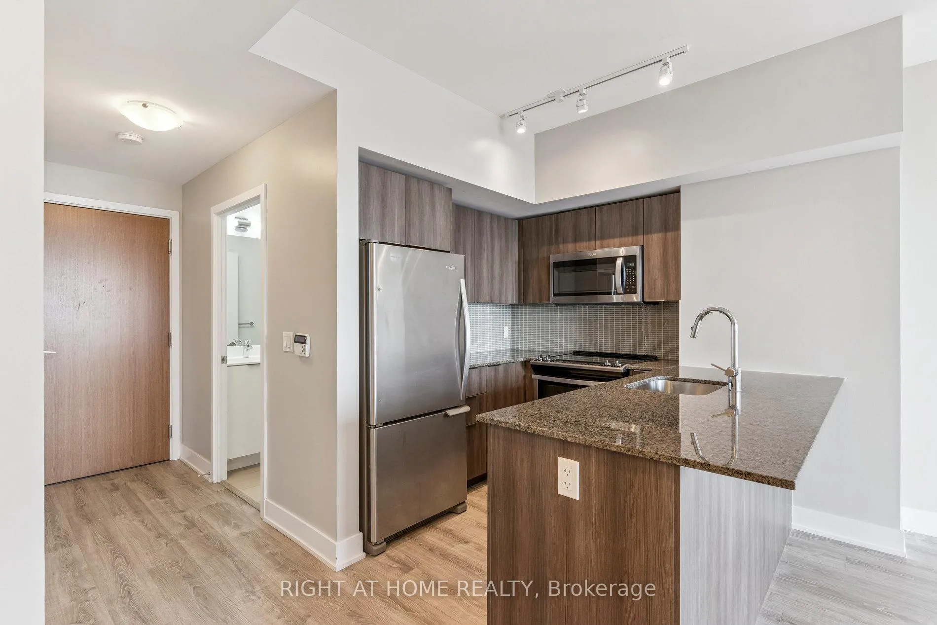 Photo 24 of Unit 1409, 20 Shore Breeze Drive, Etobicoke, Mimico — HOMEH