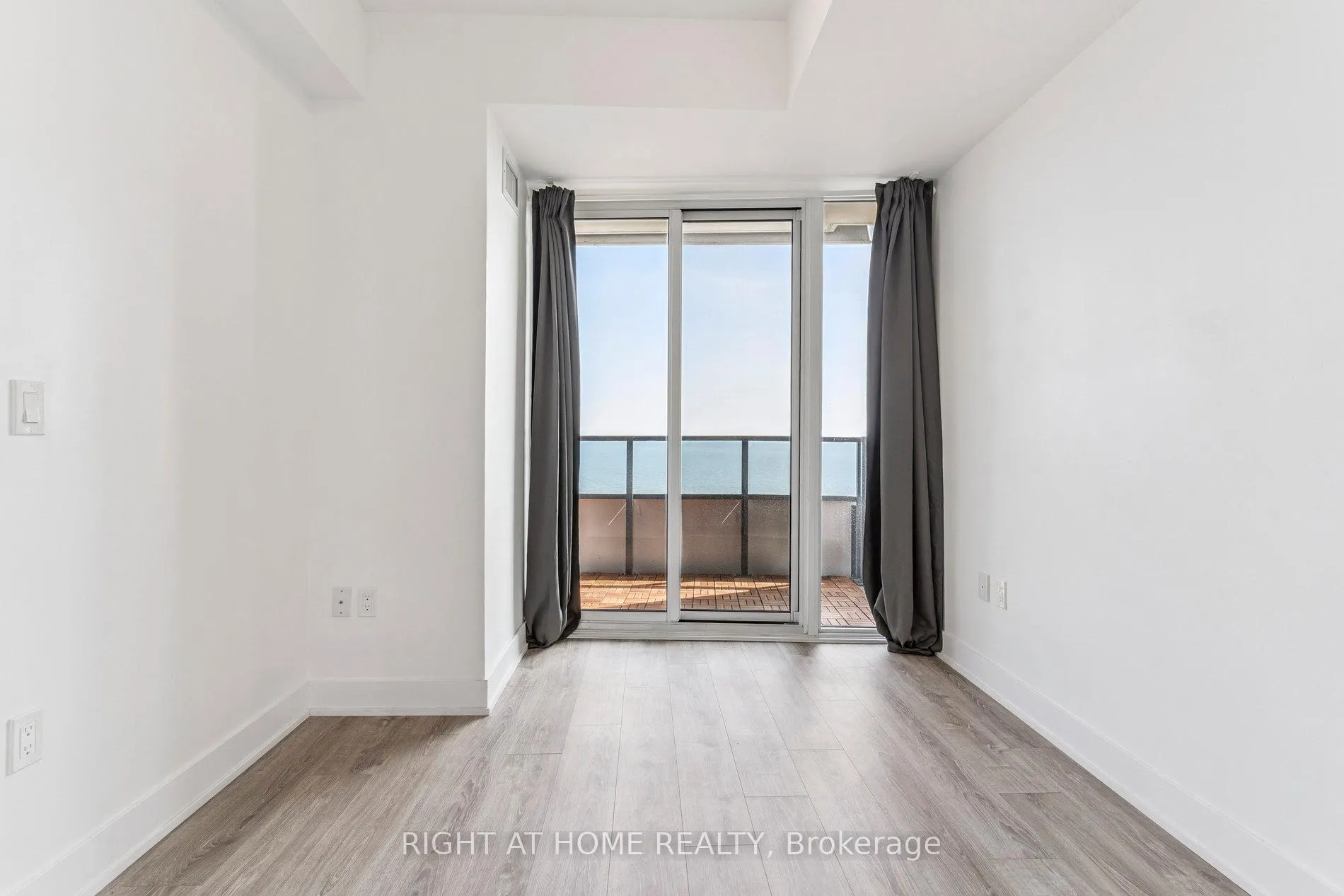 Photo 55 of Unit 1409, 20 Shore Breeze Drive, Etobicoke, Mimico — HOMEH