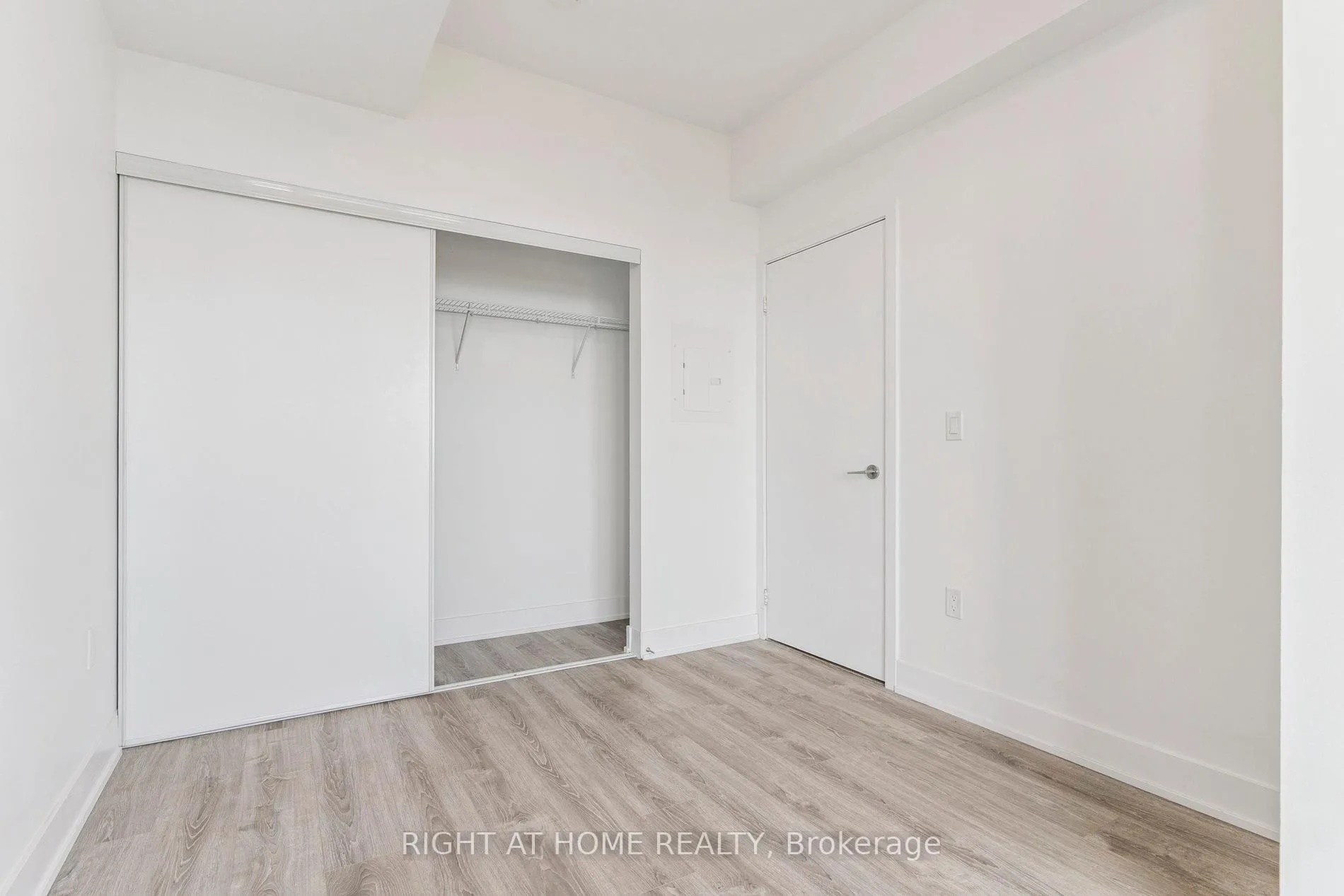 Photo 59 of Unit 1409, 20 Shore Breeze Drive, Etobicoke, Mimico — HOMEH
