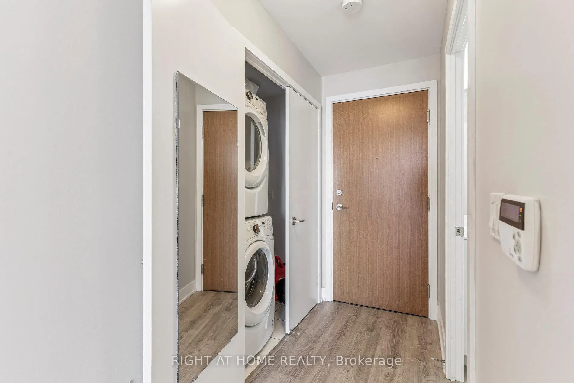 Photo 63 of Unit 1409, 20 Shore Breeze Drive, Etobicoke, Mimico — HOMEH