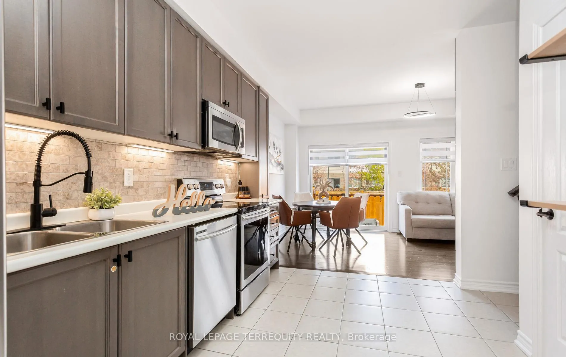 Photo 19 of 10 Deneb Street, Barrie, Ardagh — HOMEH