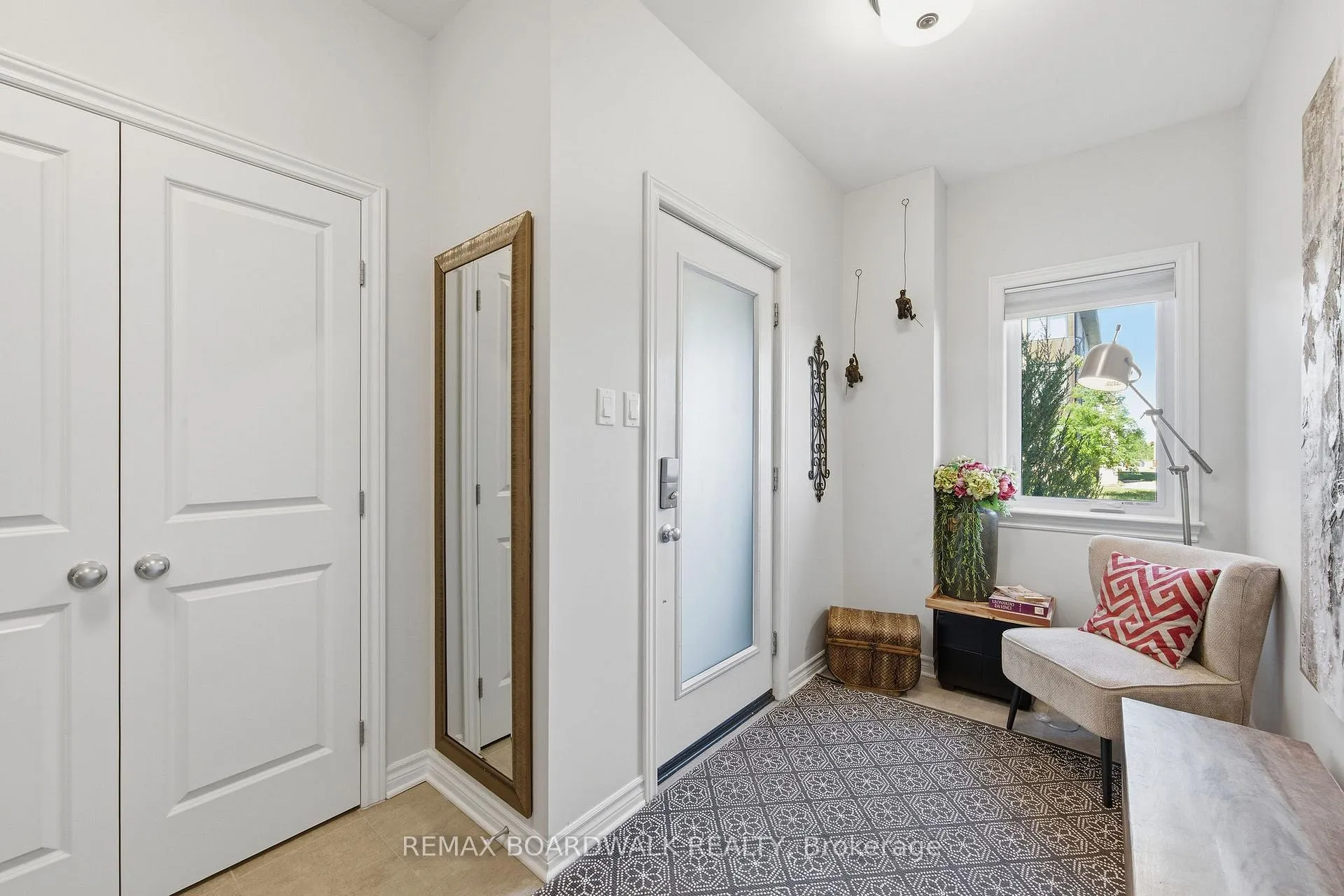 Photo 15 of 543 Labrador Crescent, Ottawa, Blossom Park/Kemp Park/Findlay Creek — HOMEH