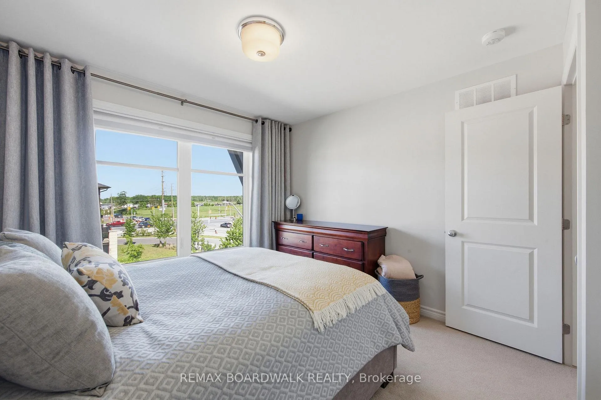 Photo 72 of 543 Labrador Crescent, Ottawa, Blossom Park/Kemp Park/Findlay Creek — HOMEH
