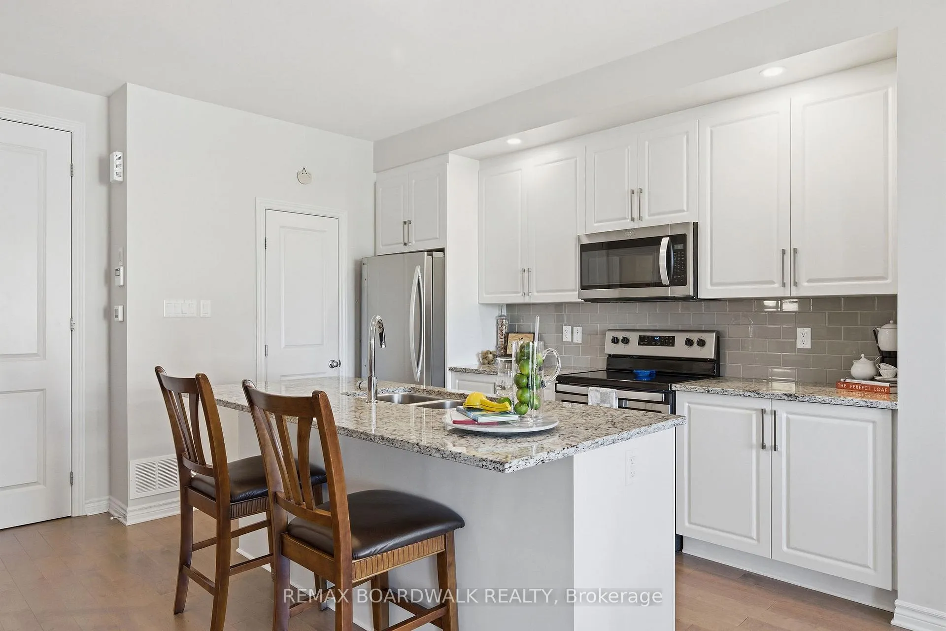 Photo 27 of 543 Labrador Crescent, Ottawa, Blossom Park/Kemp Park/Findlay Creek — HOMEH