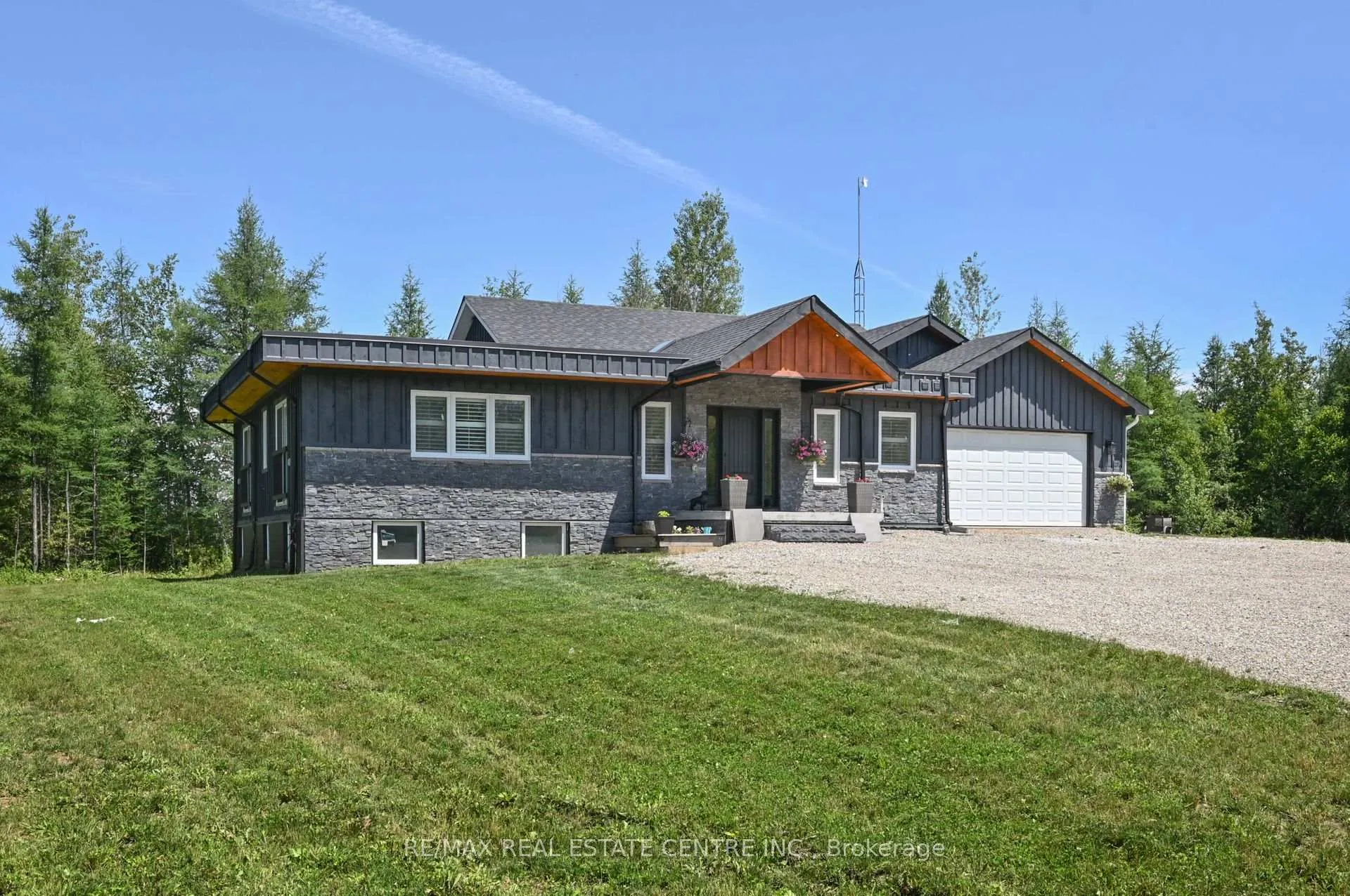 Photo 2 of 375753 6th Line, Amaranth, Rural Amaranth — HOMEH