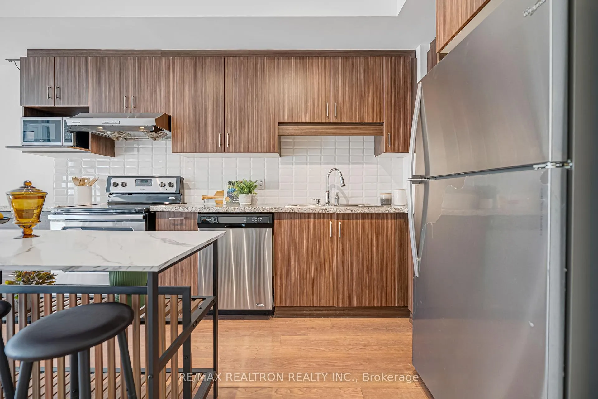 Photo 7 of Unit 602, 33 Clegg Road, Markham, Unionville — HOMEH