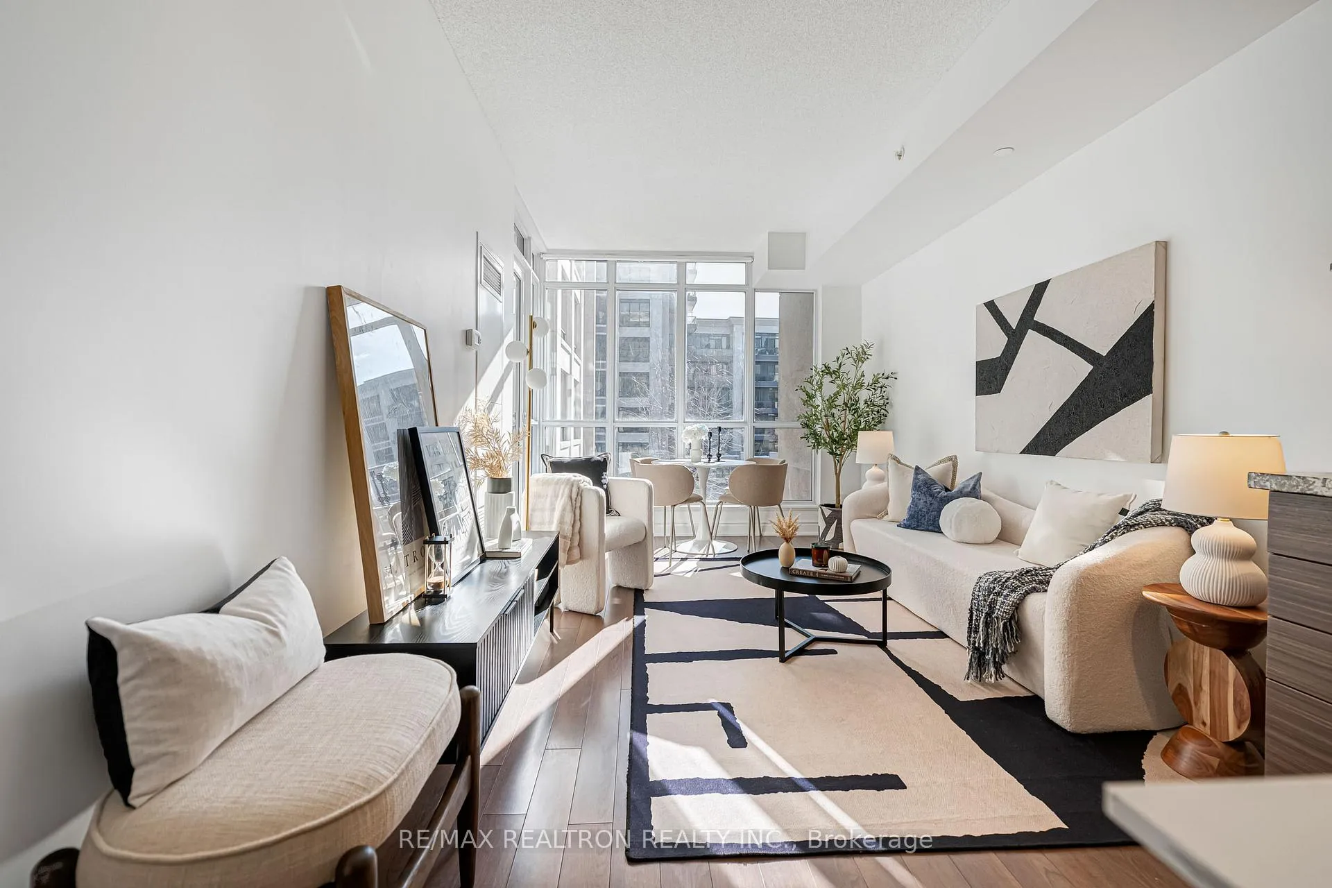 Photo 10 of Unit 602, 33 Clegg Road, Markham, Unionville — HOMEH